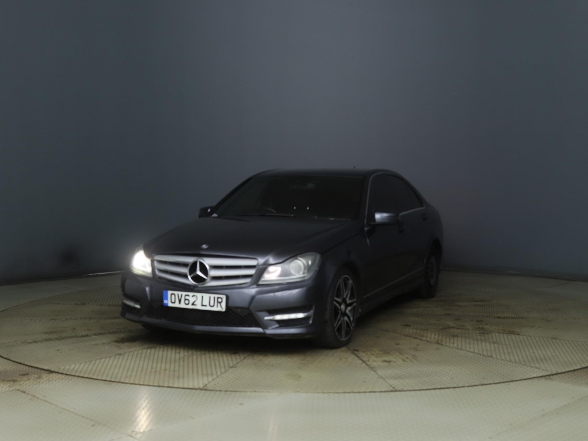 (Reserve Met) Mercedes C250 CDI AMG Sport Plus Edition - Auto - 2013 Model - Sat Nav - Air con - Image 4 of 10