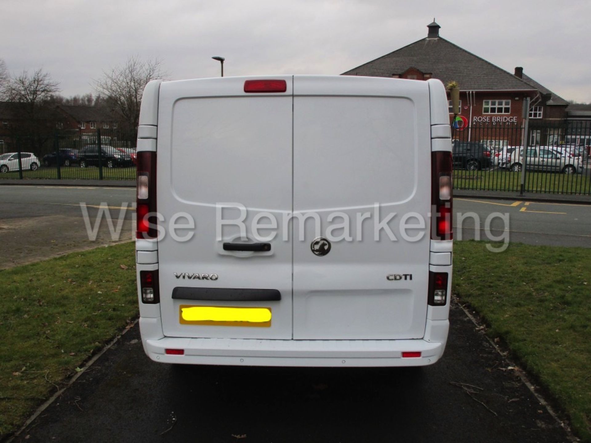 (Reserve Met) Vauxhall Vivaro *Sport Edition* SWB (2018 Euro 6 / U-LEZ Compliant) 1.6 CDTI EcoFlex - Image 5 of 9