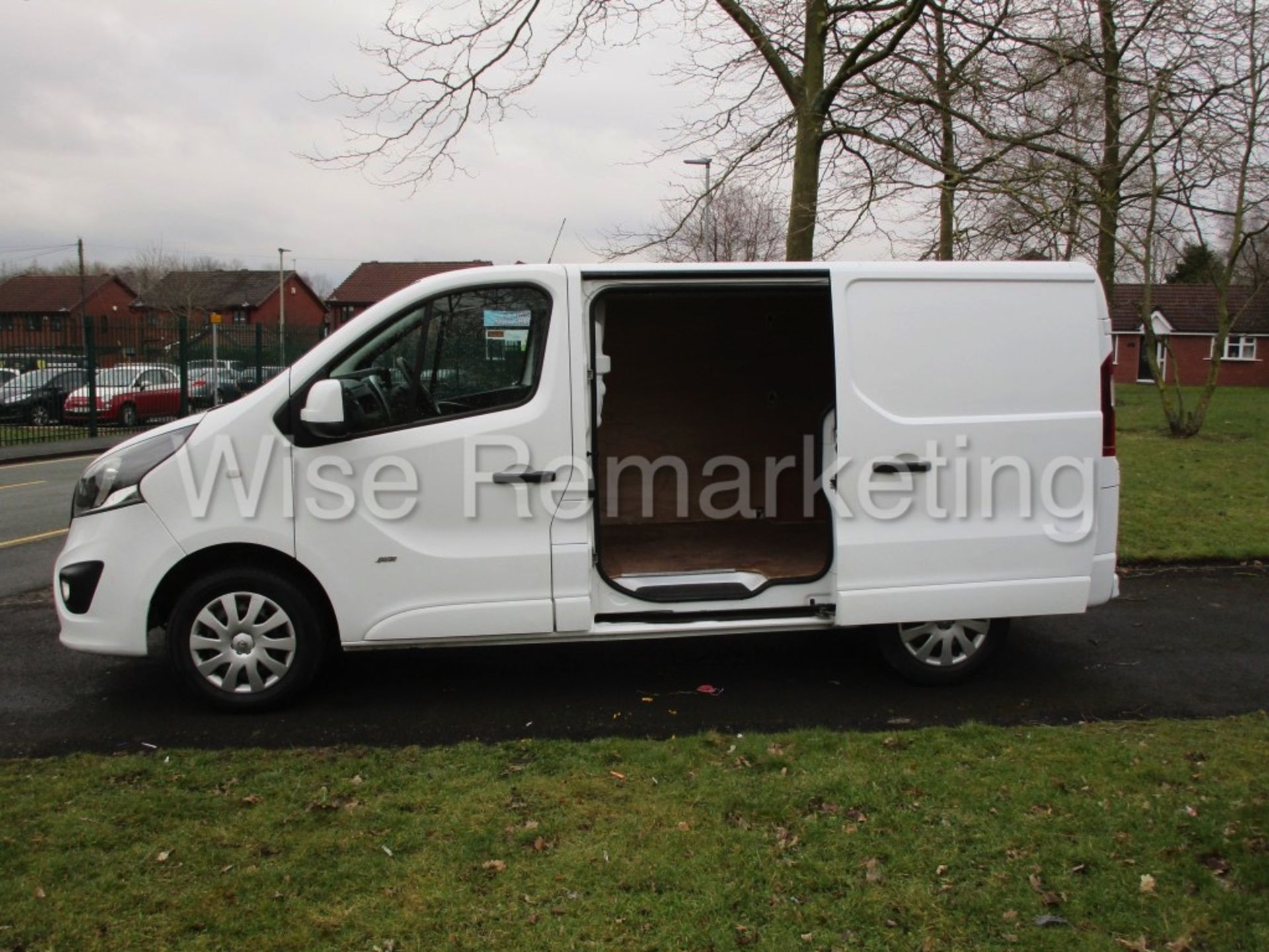 (Reserve Met) Vauxhall Vivaro *Sport Edition* SWB (2018 Euro 6 / U-LEZ Compliant) 1.6 CDTI EcoFlex - Image 8 of 9