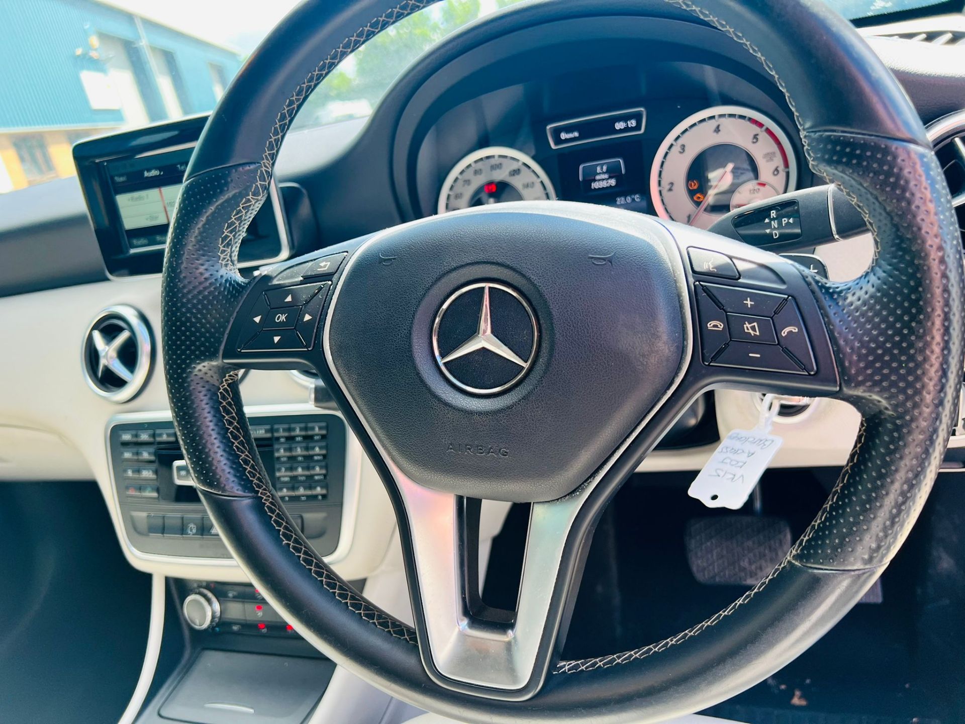 (RESERVE MET)Mercedes A180Cdi "Sport Edition" Auto - 15 Reg - Leather - Sat Nav - 5 Door - NO VAT!! - Image 15 of 24