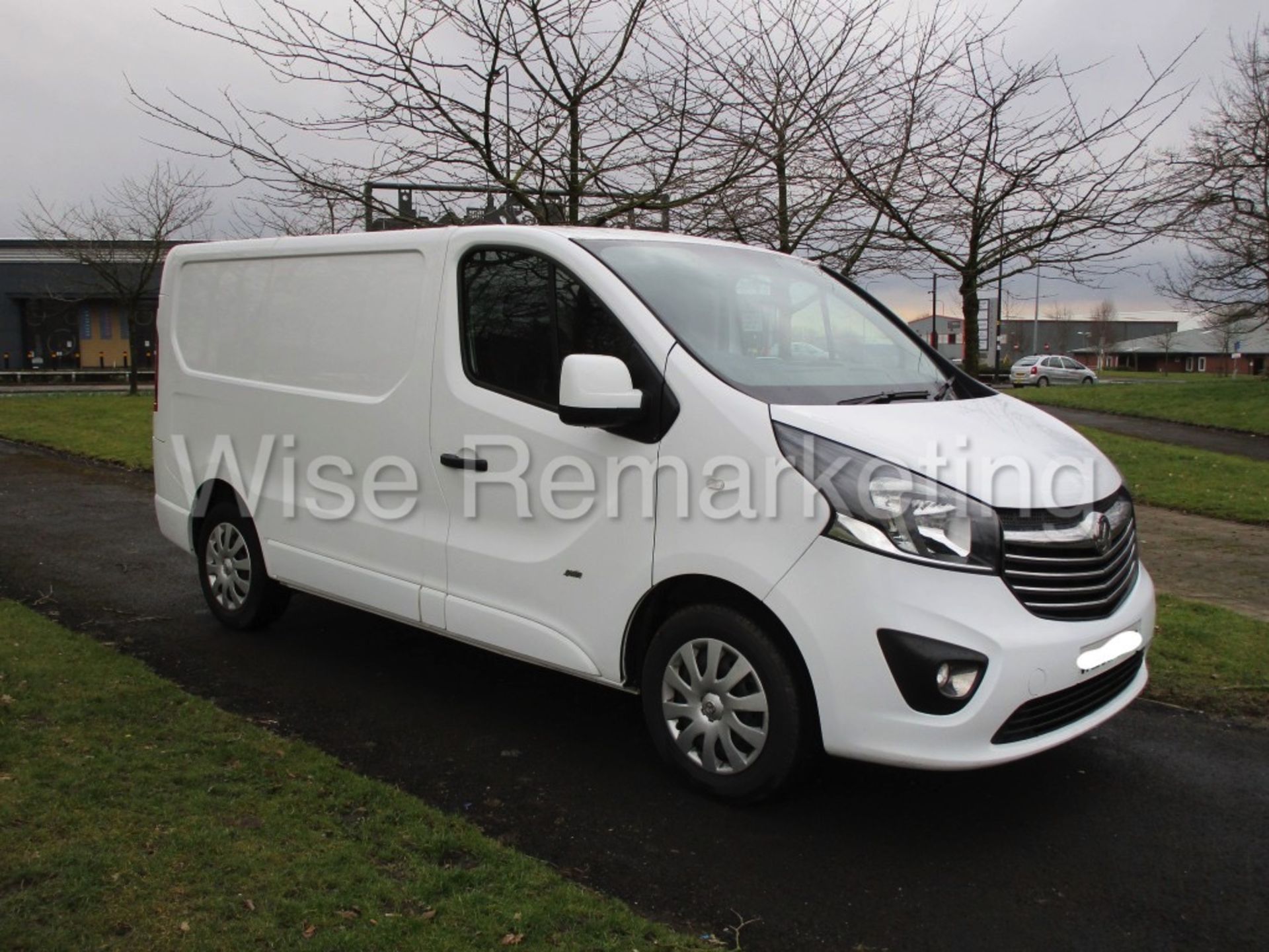 (Reserve Met) Vauxhall Vivaro *Sport Edition* SWB (2018 Euro 6 / U-LEZ Compliant) 1.6 CDTI EcoFlex - Image 2 of 9