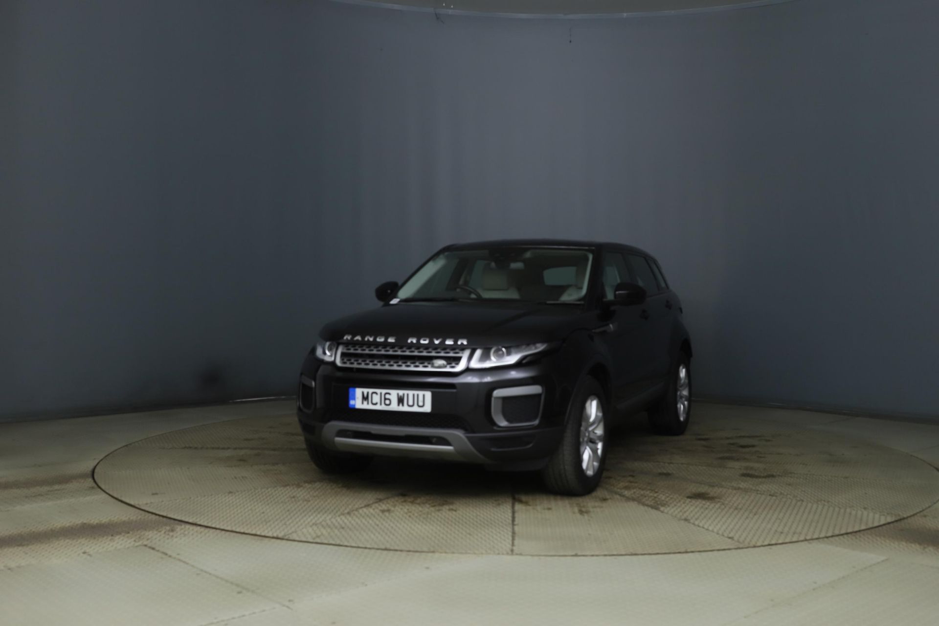 (Reserve Met) Range Rover Evoque 2.0 ED4 SE Tech - 2016 16 Reg - Parking Sensors - 68k Miles - Image 3 of 11