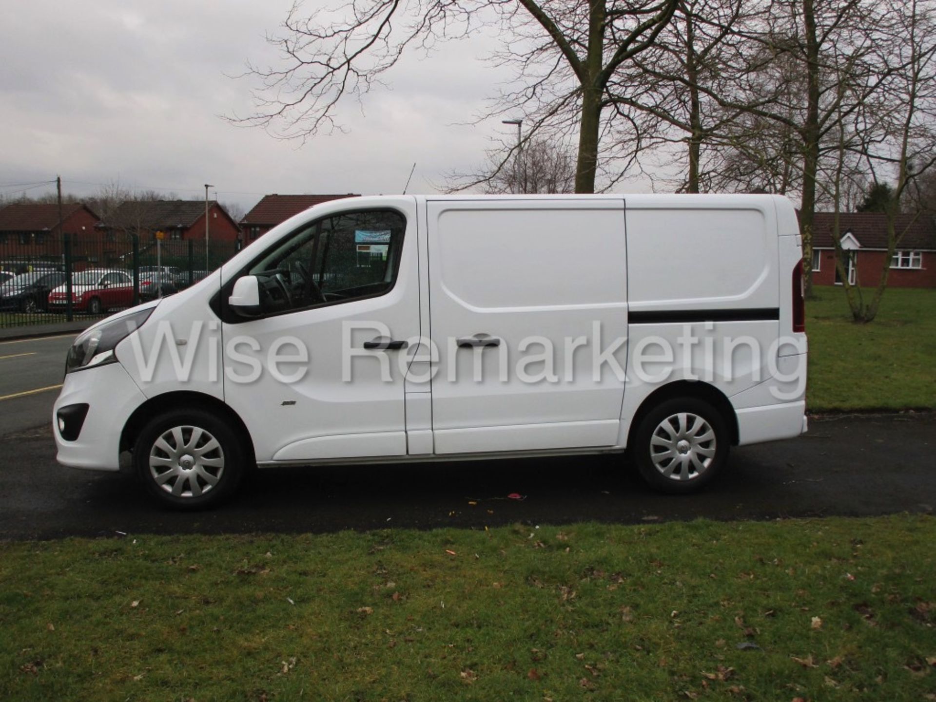 (Reserve Met) Vauxhall Vivaro *Sport Edition* SWB (2018 Euro 6 / U-LEZ Compliant) 1.6 CDTI EcoFlex - Image 3 of 9