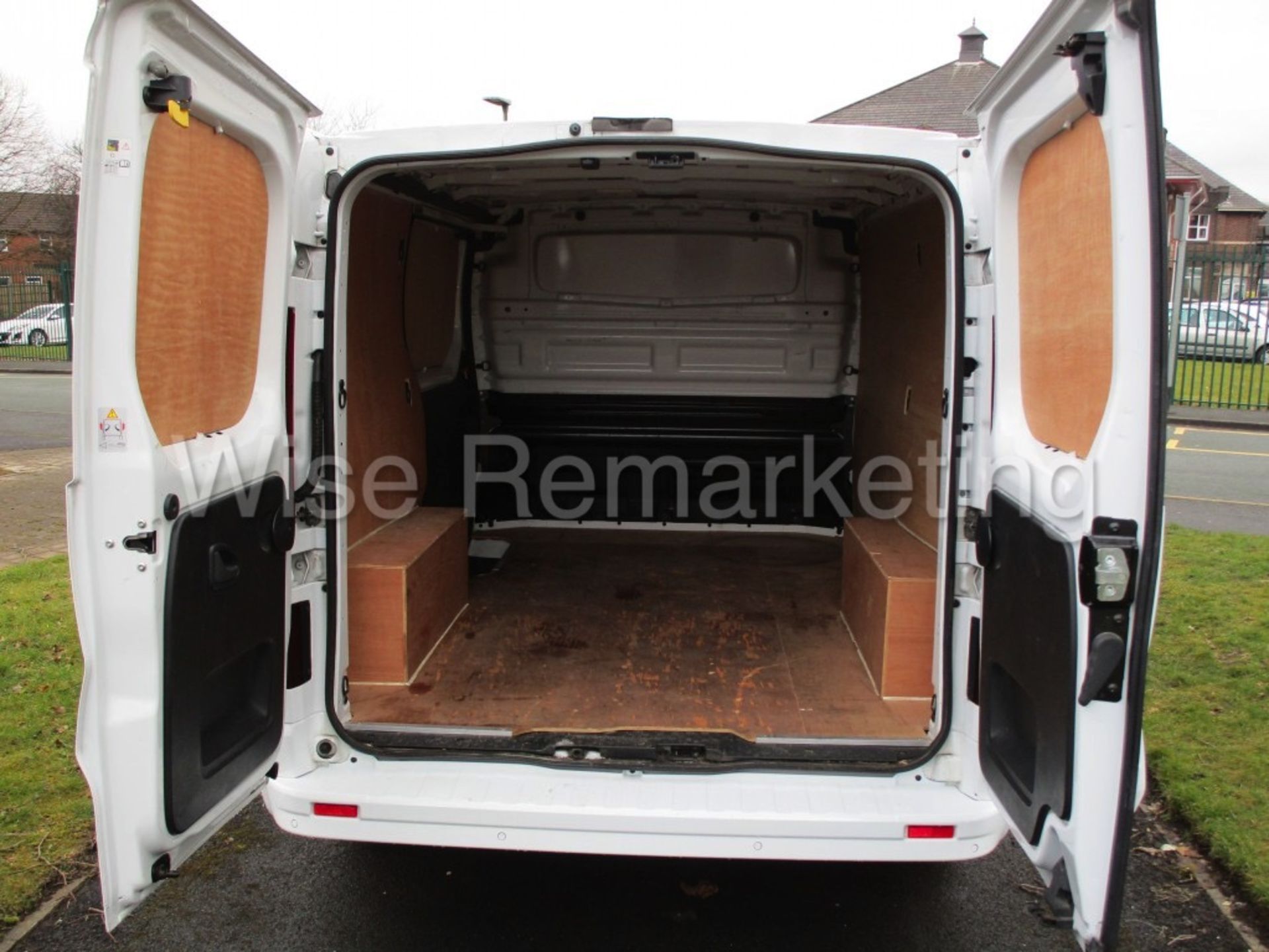 (Reserve Met) Vauxhall Vivaro *Sport Edition* SWB (2018 Euro 6 / U-LEZ Compliant) 1.6 CDTI EcoFlex - Image 7 of 9