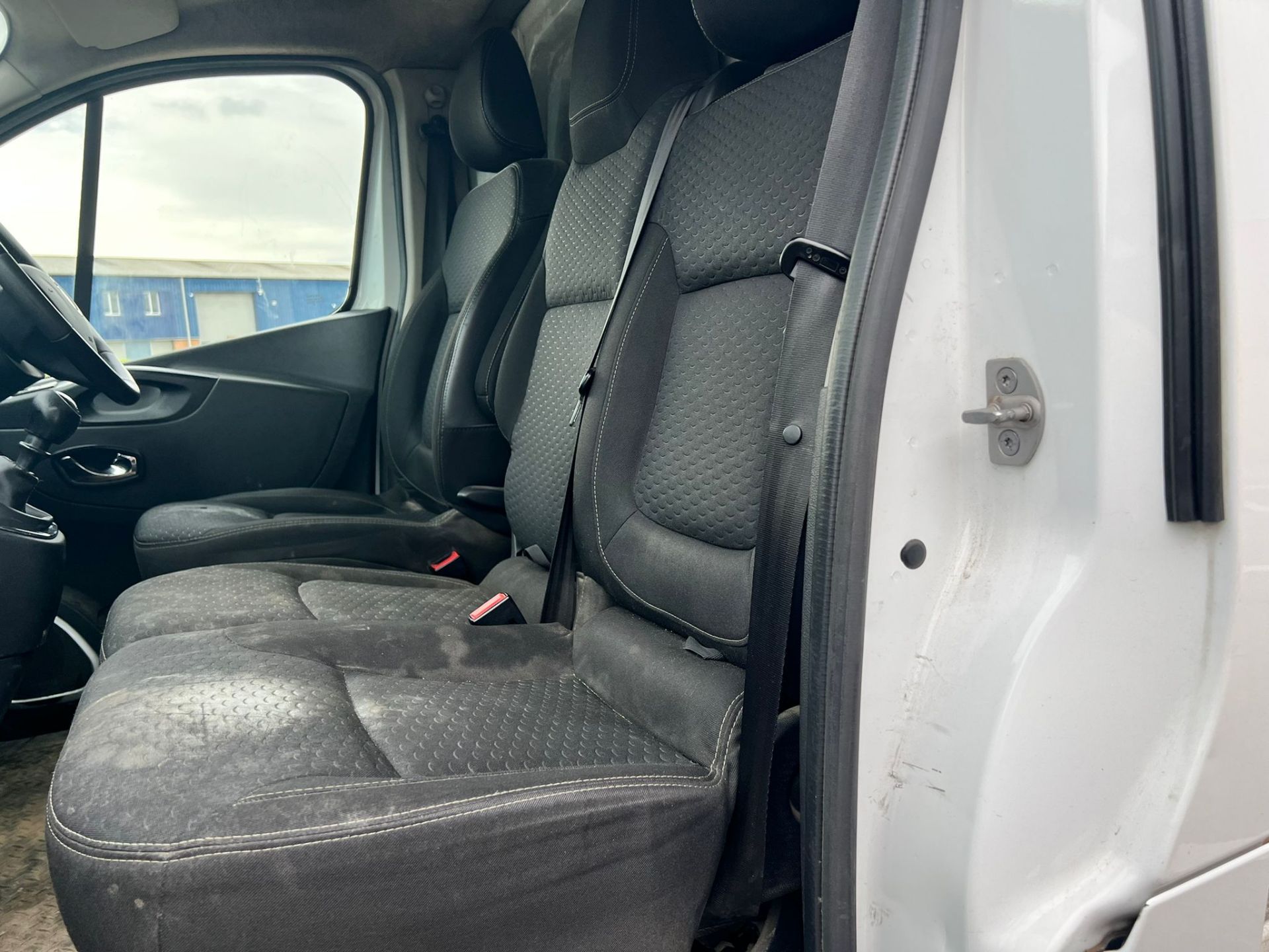 (RESERVE MET) Vauxhall Vivaro 2900 1.6 CDTI Sportive - 2018 18Reg 1 Keeper From New - Air Con - Image 12 of 20