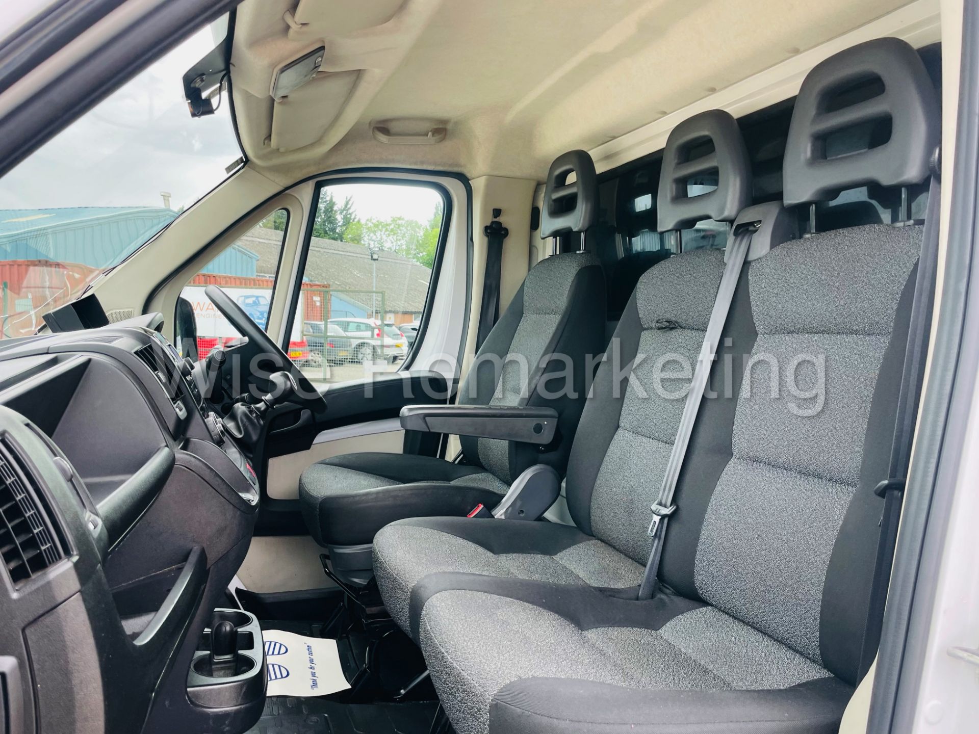 *Reserve Met* Fiat Ducato *LWB ~ Low Loader* (2020 ~ Euro 6 / U~LEZ) *Side Access / Tail lift* - Image 23 of 45