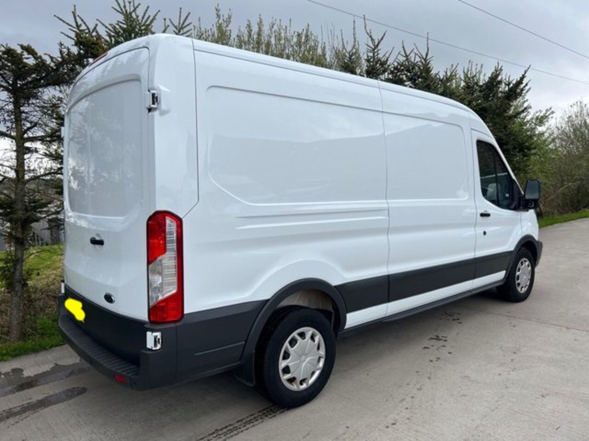 Ford Transit 130 T350 *LWB Panel Van* (2019 ~ Euro 6 / U~LEZ Compliant) *Air Con & Sat Nav* (3500KG) - Image 7 of 10