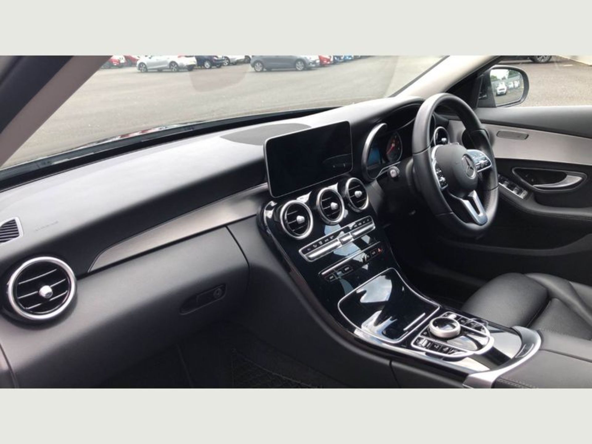 (Reserve Met) Mercedes C220d SE Auto 9G-Tronic - (2019 Model) 1 Owner - New Model - Leather- Sat Nav - Image 8 of 9