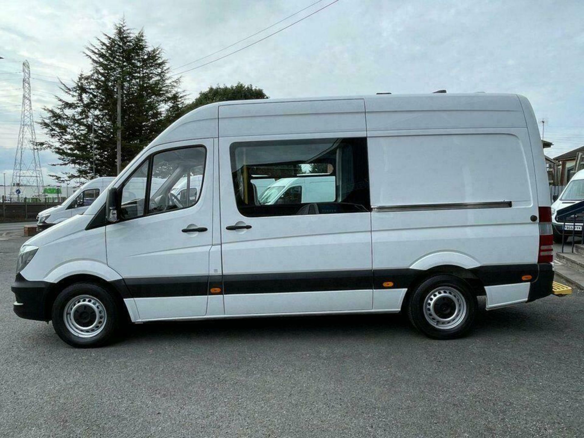 MERCEDES-BENZ SPRINTER 314 CDI MWB MESSING UNIT (2018 MODEL-EURO6 U-LEZ COMPLIANT 6 SEATER MEGA SPEC - Image 2 of 6