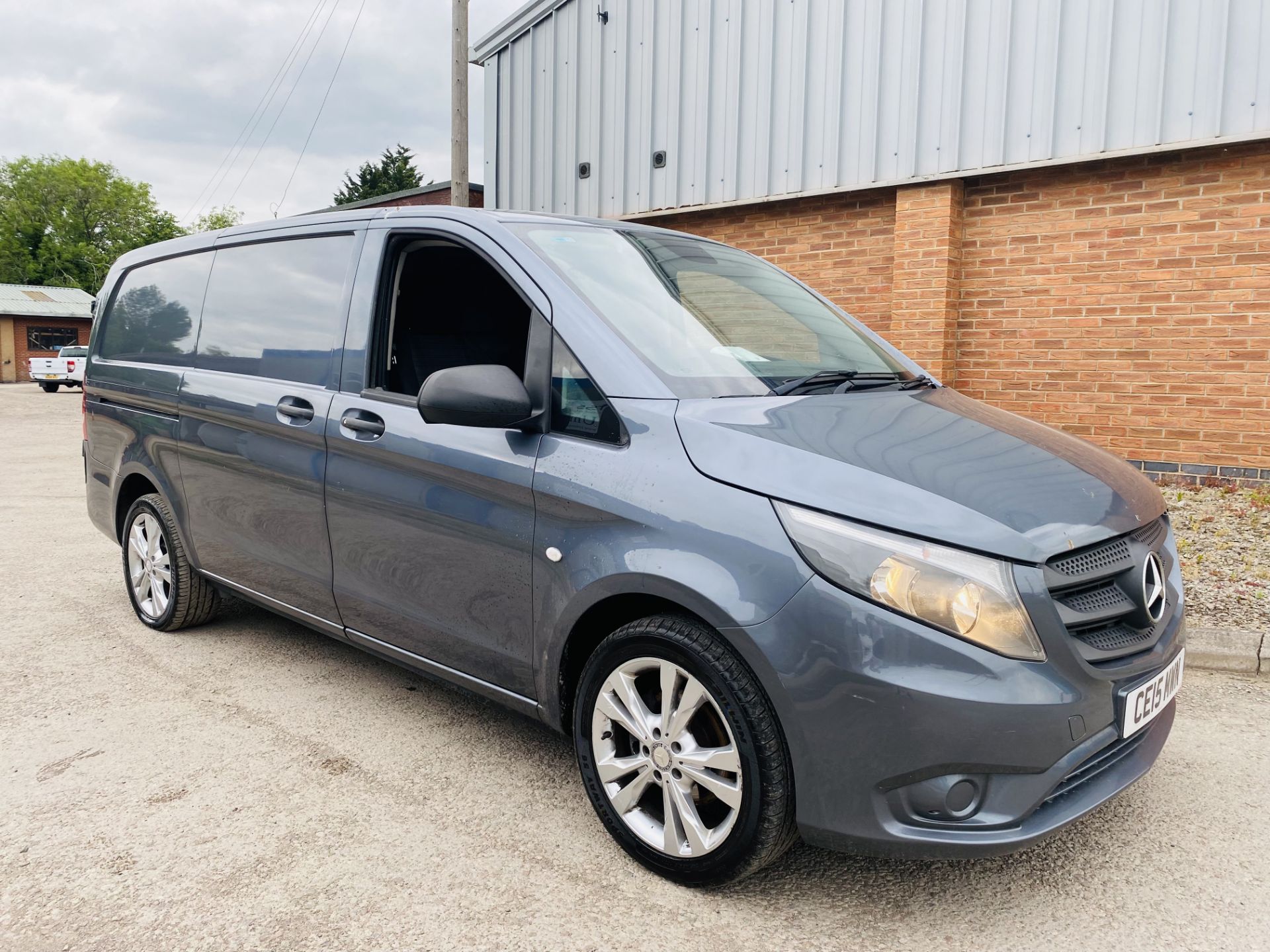 Mercedes Vito 116cdi "SPORT Spec" Auto 7G-Tronic (15 Reg) 2 Owners - Air Con - Alloys - Met Paint