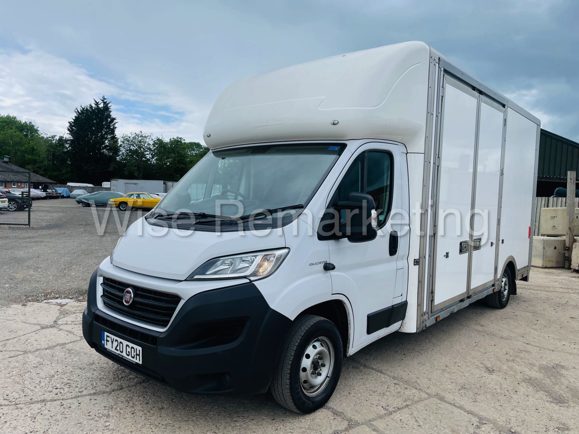 *Reserve Met* Fiat Ducato *LWB ~ Low Loader* (2020 ~ Euro 6 / U~LEZ) *Side Access / Tail lift* - Image 2 of 45