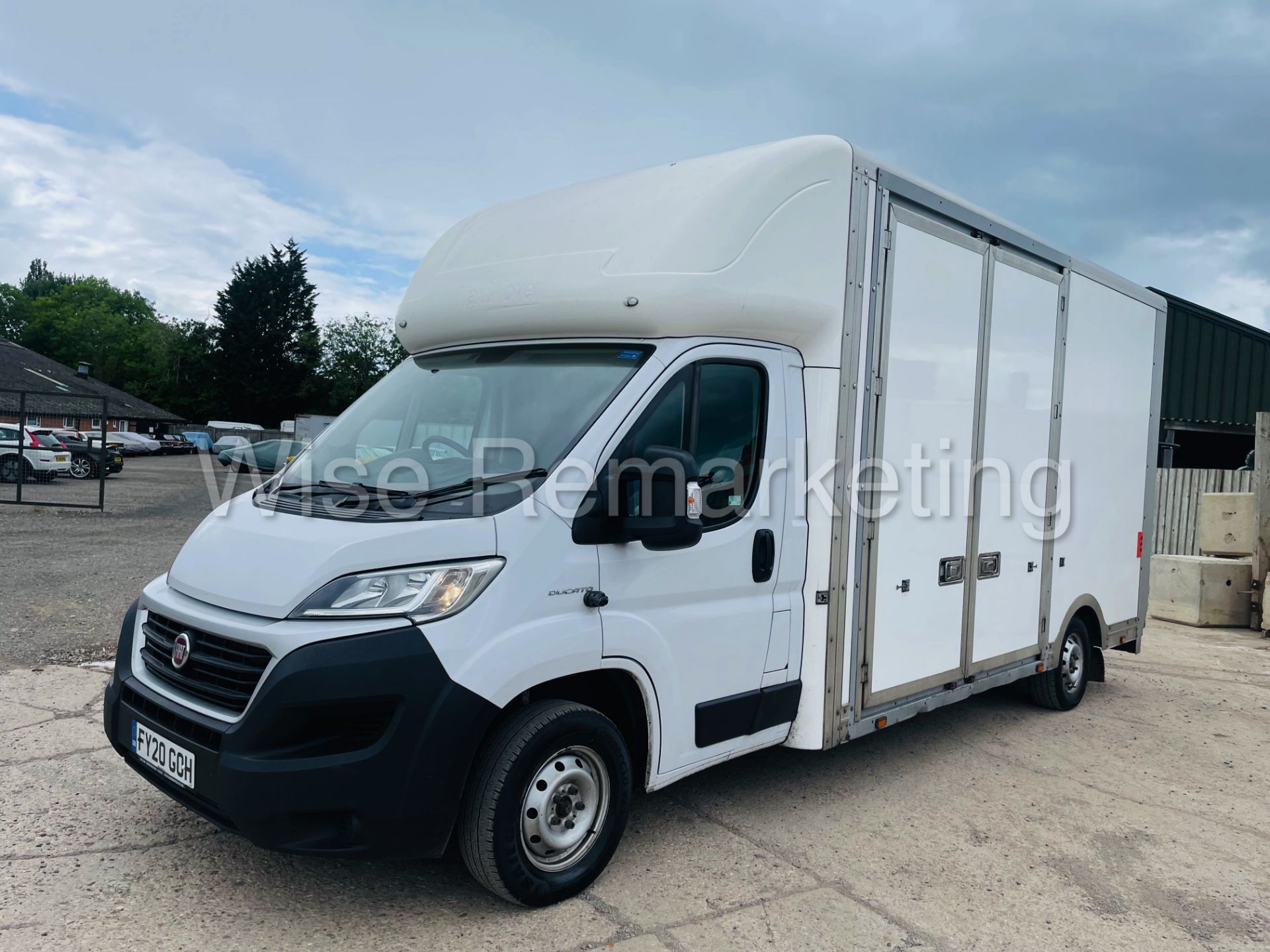 *Reserve Met* Fiat Ducato *LWB ~ Low Loader* (2020 ~ Euro 6 / U~LEZ) *Side Access / Tail lift* - Image 3 of 45