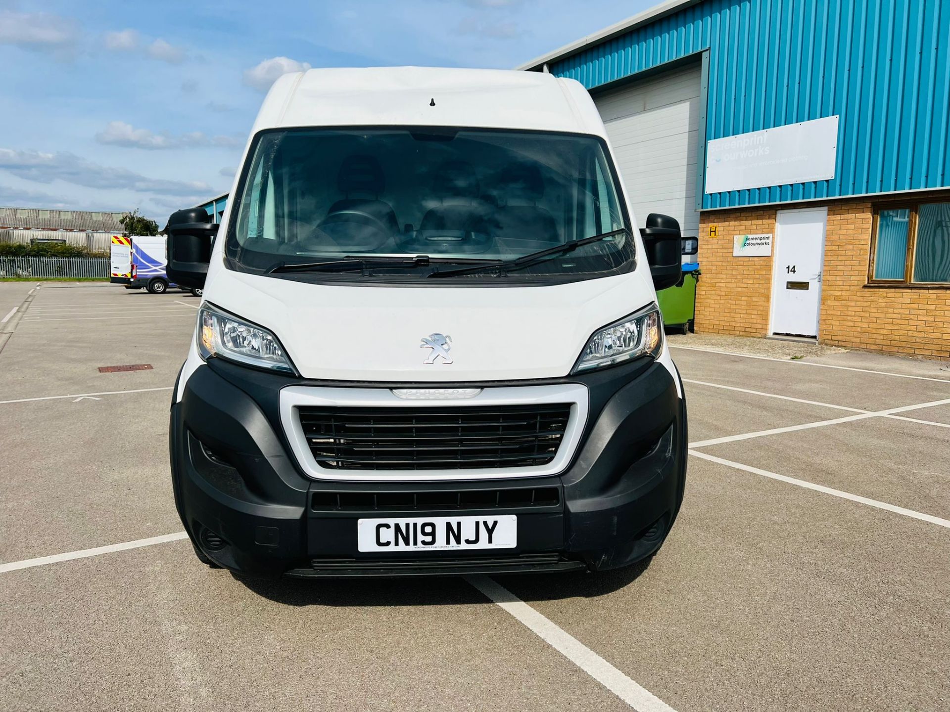 PEUGEOT BOXER 2.0 BLUE-HDI MAXI L4H2 XLWB (2019 19REG) AIRCON- SAT NAV-EURO 6 - 47K FSH - Image 2 of 22