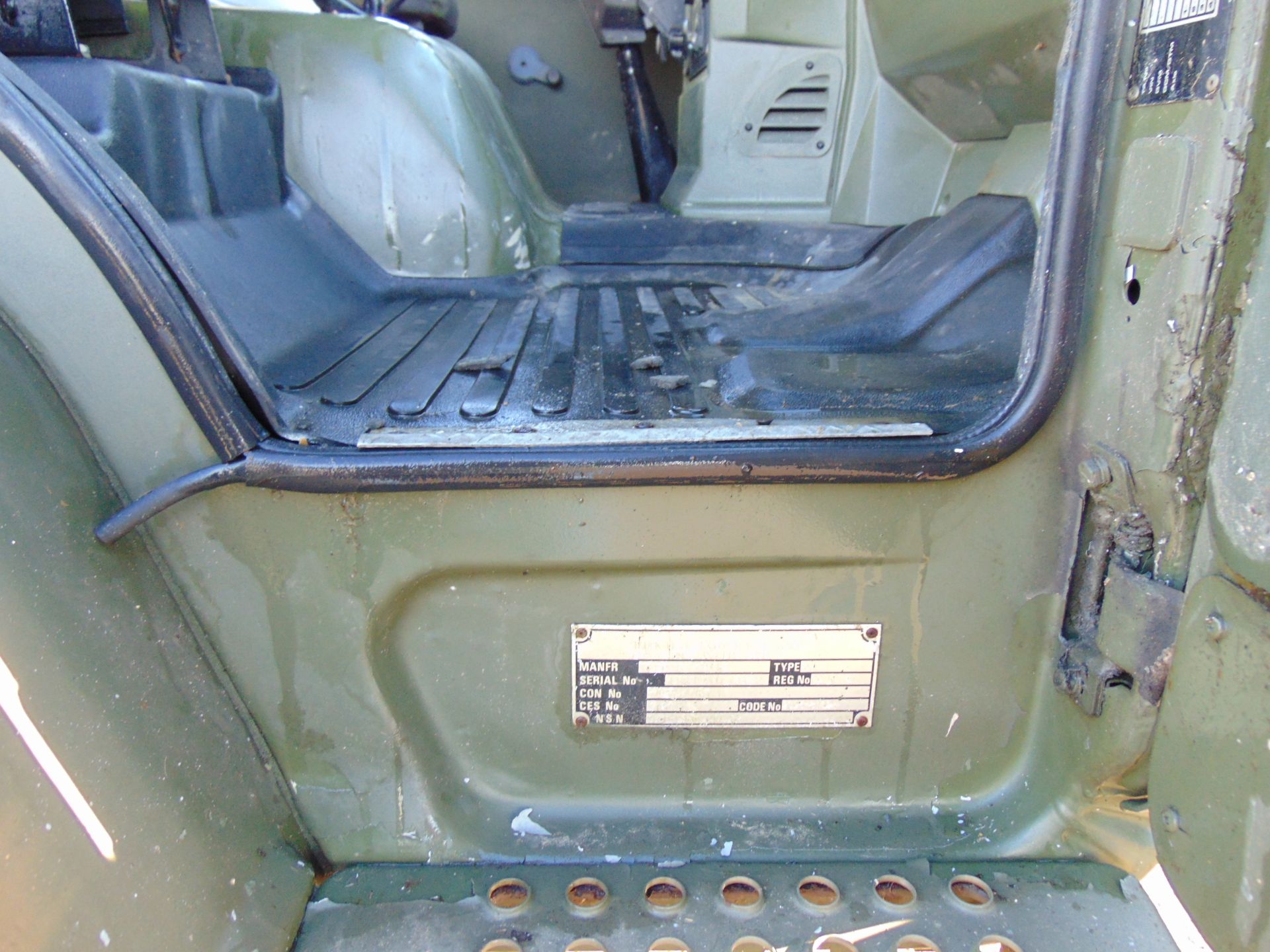 Left Hand Drive Leyland Daf 45/150 4 x 4 fitted with Hydraulic Winch ( operates Front and Rear ) - Image 20 of 25