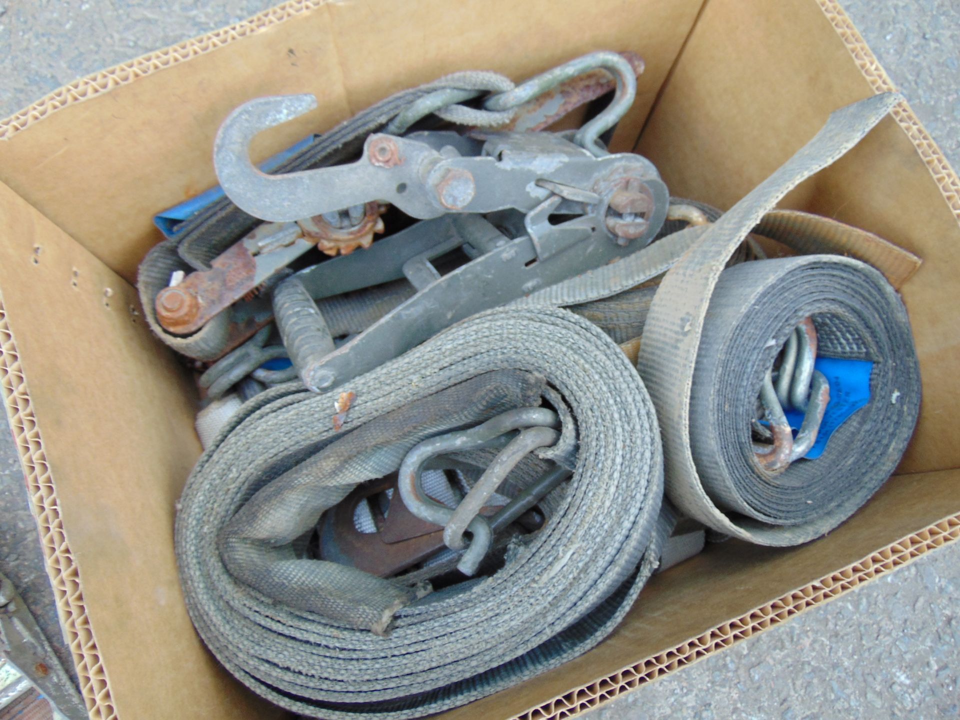 Box of Ratchets and Straps - Image 3 of 3