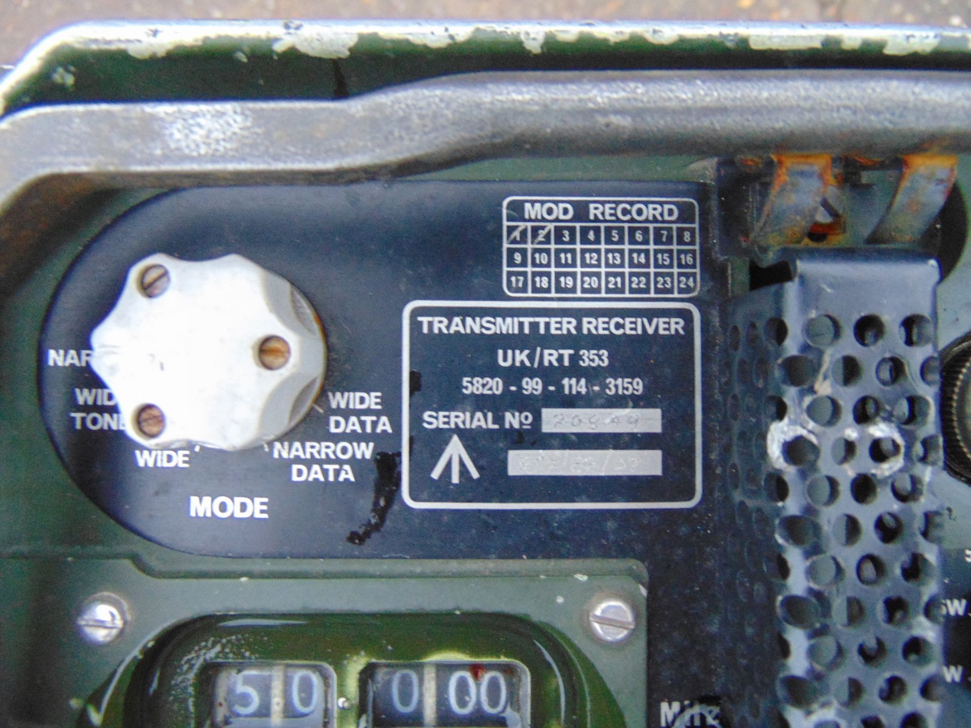 CLANSMAN UK / RT 353 VHF vehicle Trasnmitter Receiver - Image 3 of 3