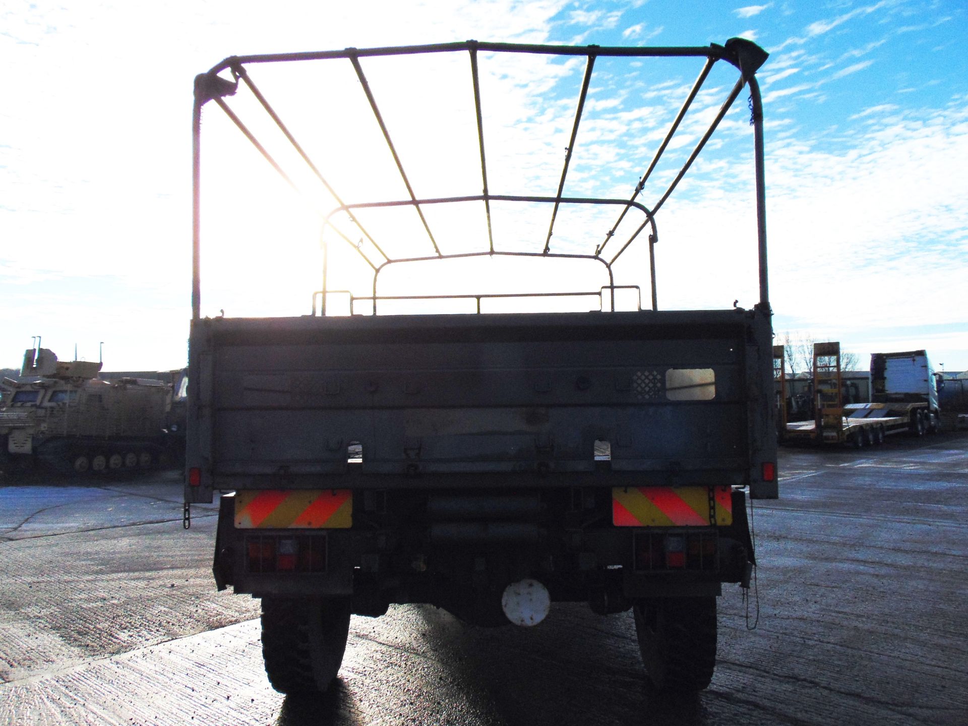 Left Hand Drive Leyland Daf 45/150 4 x 4 fitted with Hydraulic Winch ( operates Front and Rear ) - Image 7 of 27