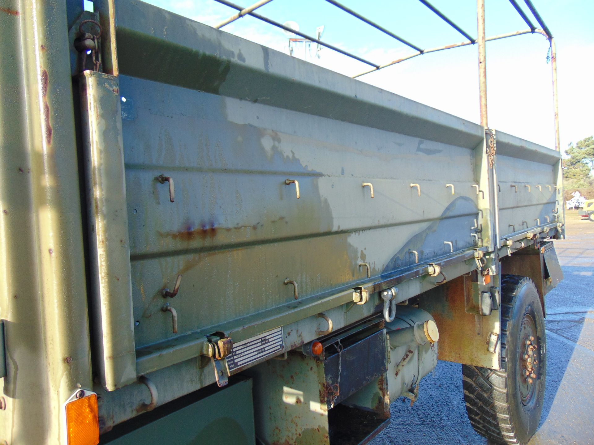 Leyland Daf 45/150 4 x 4 fitted with Hydraulic Winch ( operates Front and Rear ) - Image 9 of 26