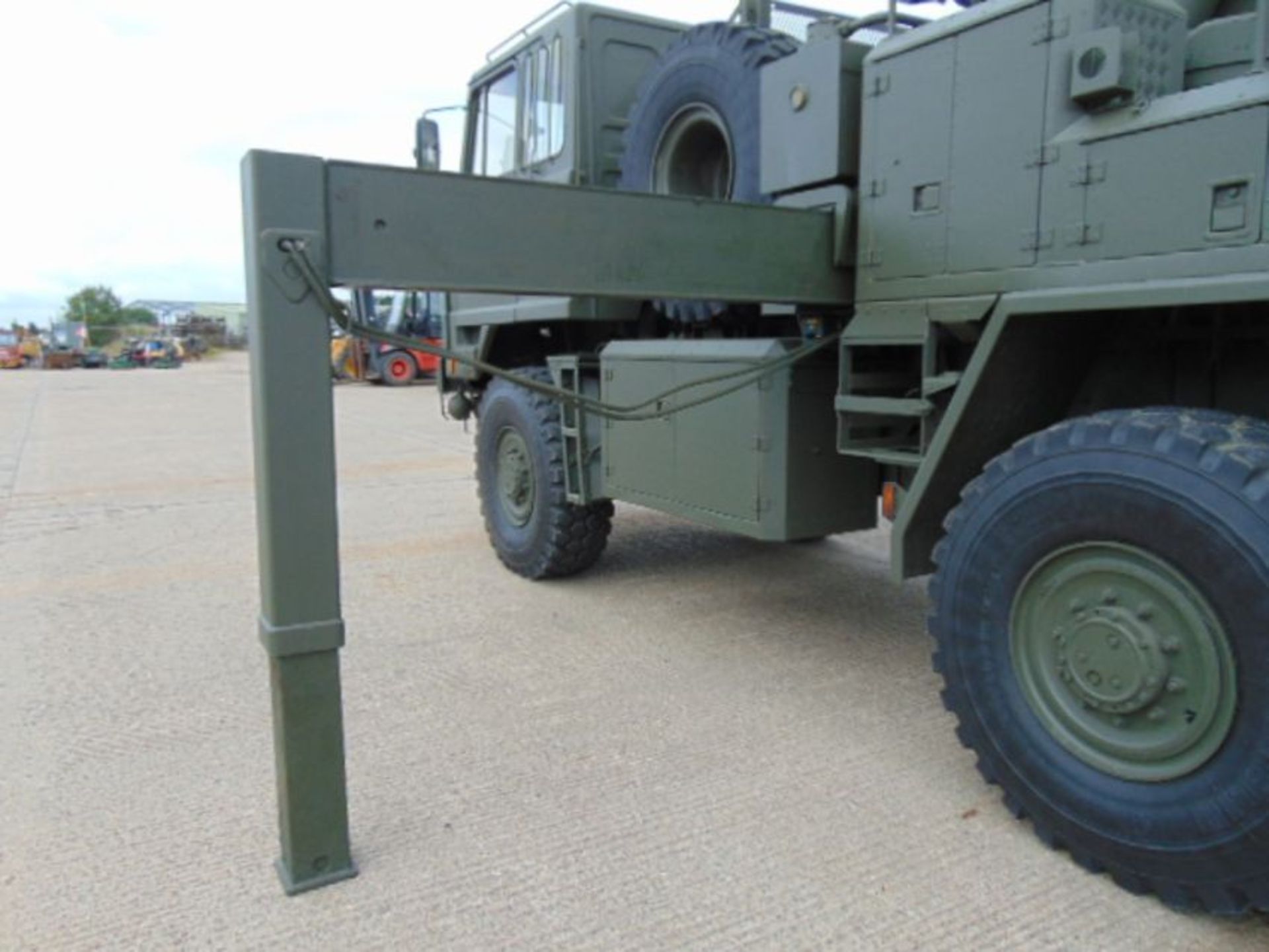 Foden 6x6 RHD Recovery Vehicle - Image 16 of 55