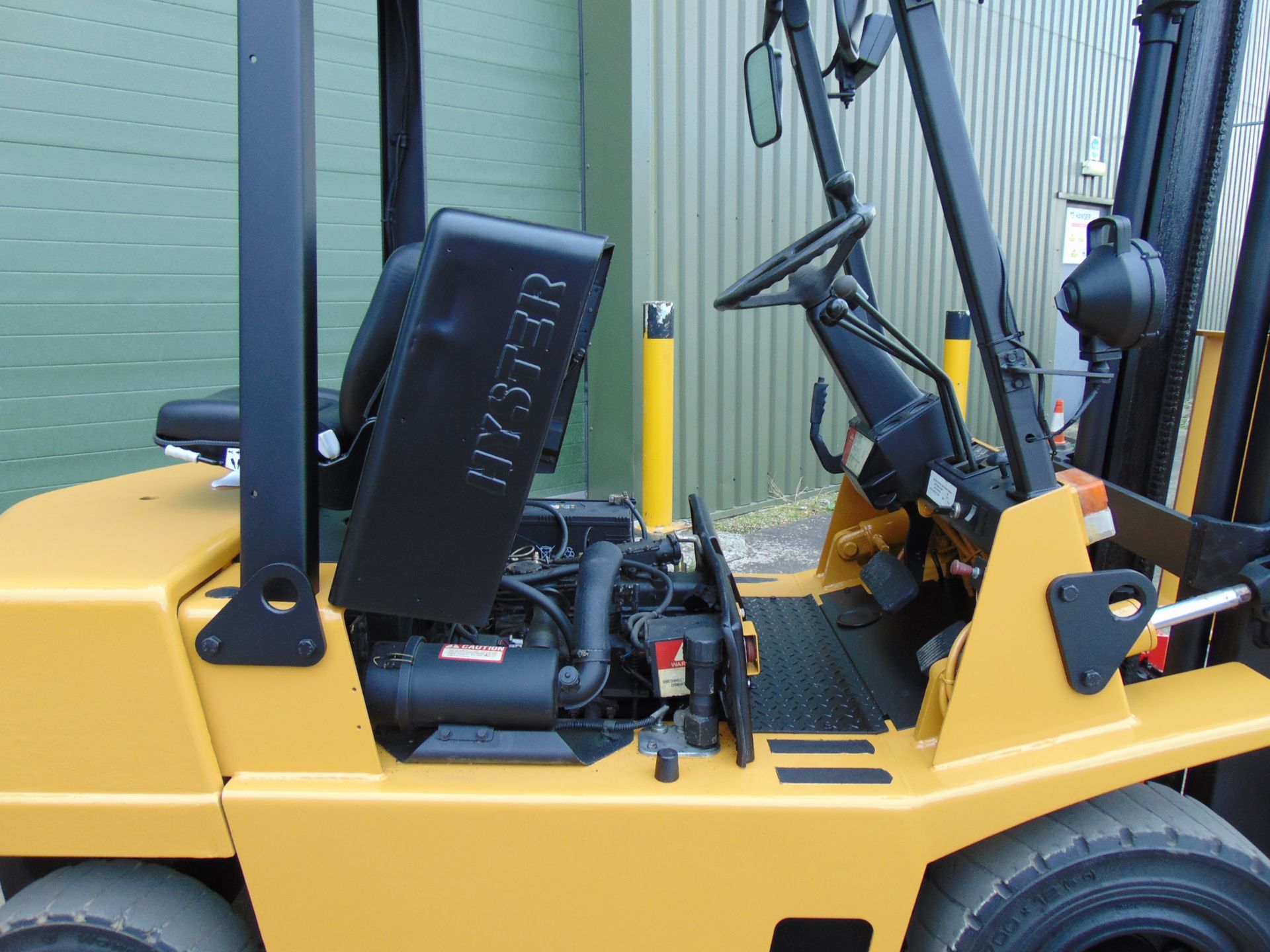 Hyster H2.00XL Counter Balance Diesel Forklift ONLY 4,812 HOURS! - Image 16 of 24