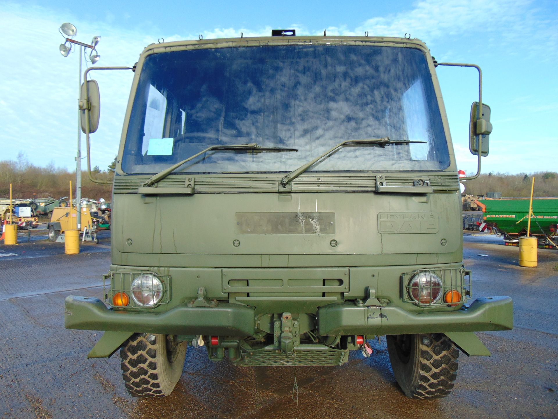 Leyland Daf 45/150 4 x 4 fitted with Hydraulic Winch ( operates Front and Rear ) - Image 2 of 26