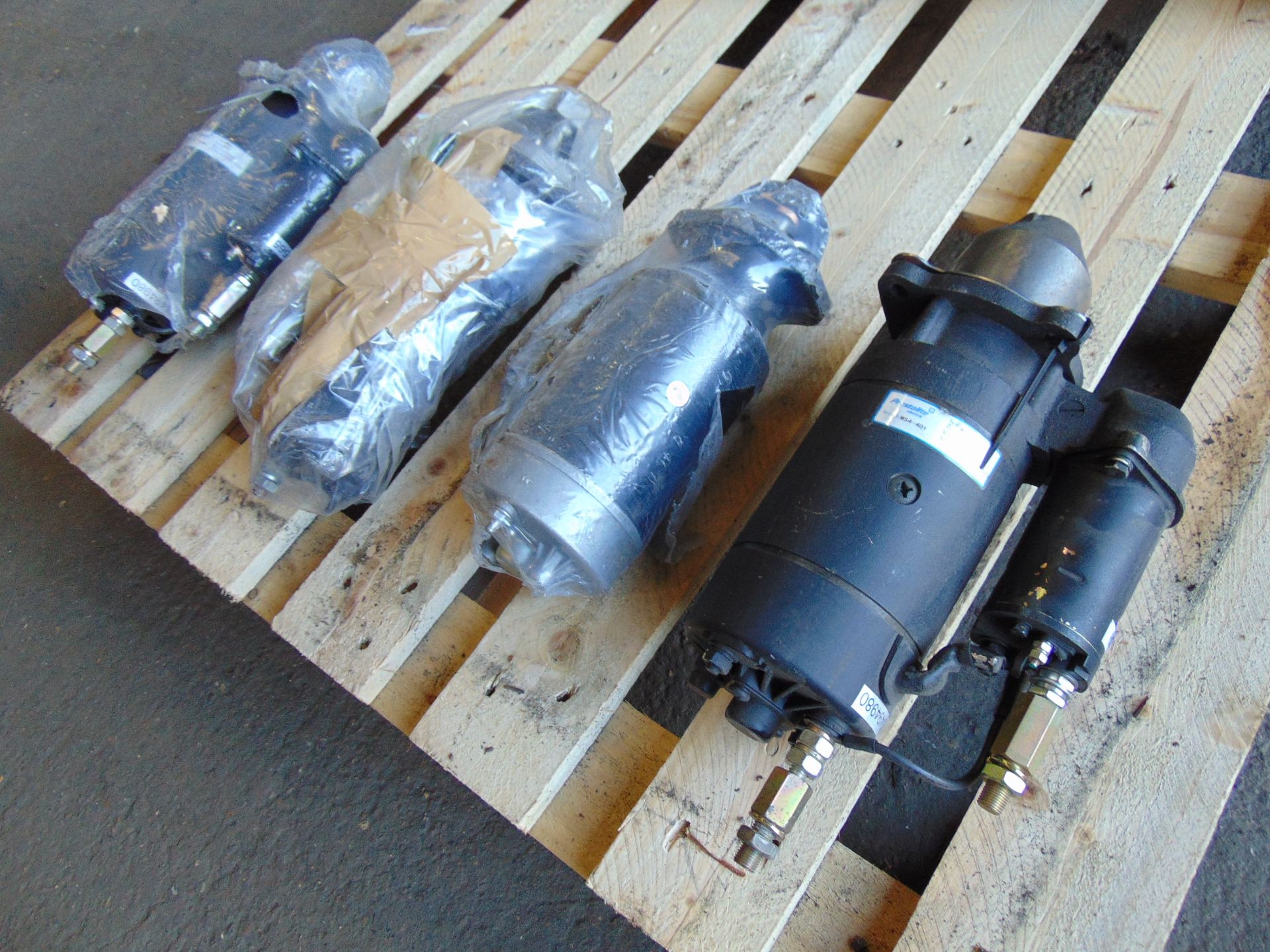 4 x Leyland Daf 24 Volt Starter Motors Unissued as shown - Image 2 of 5