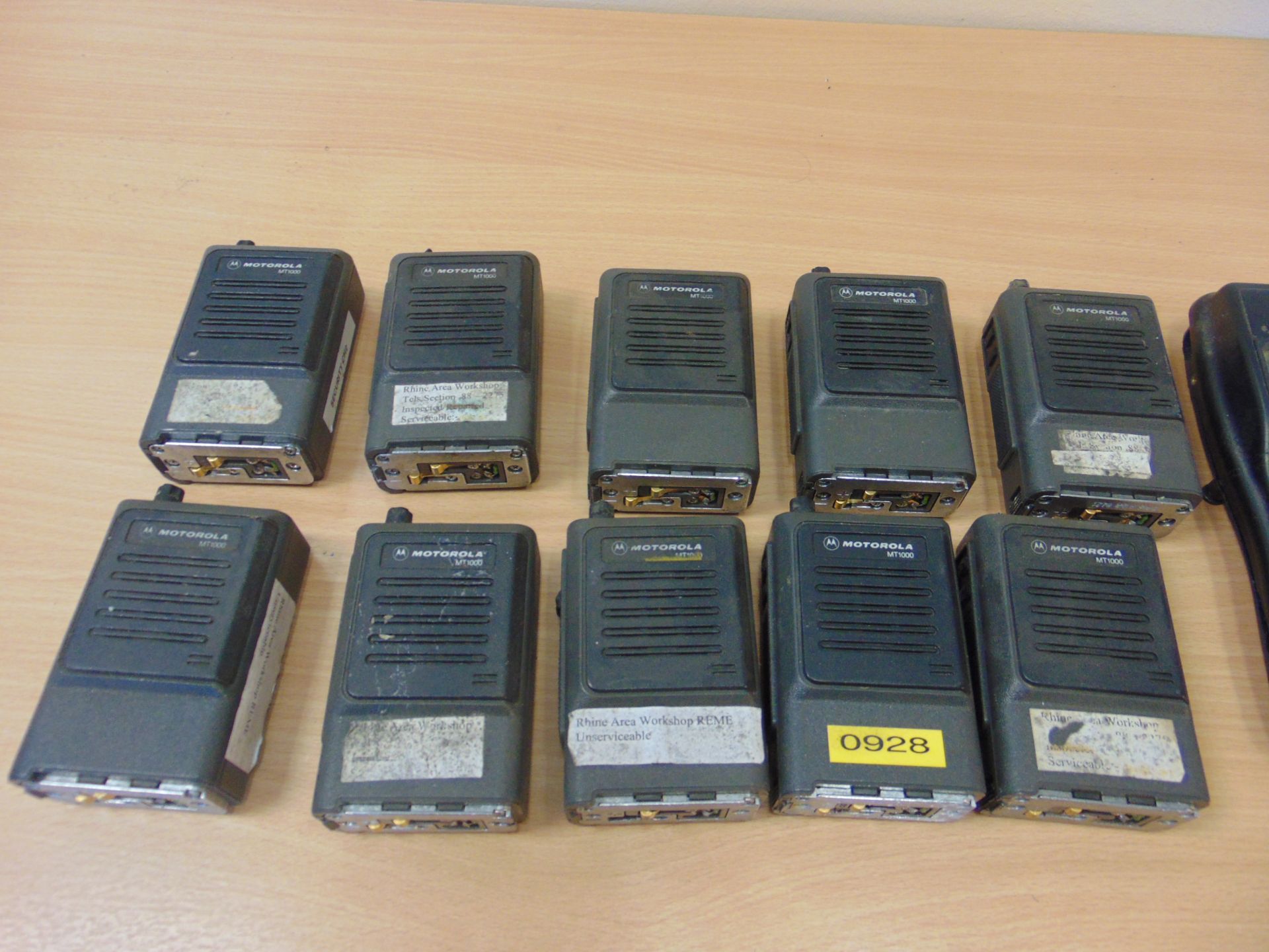 Unissued Very Rare Gulf War Era Special Forces Rockwell Collins GPS Receiver + 10x Motorola radios - Image 4 of 4