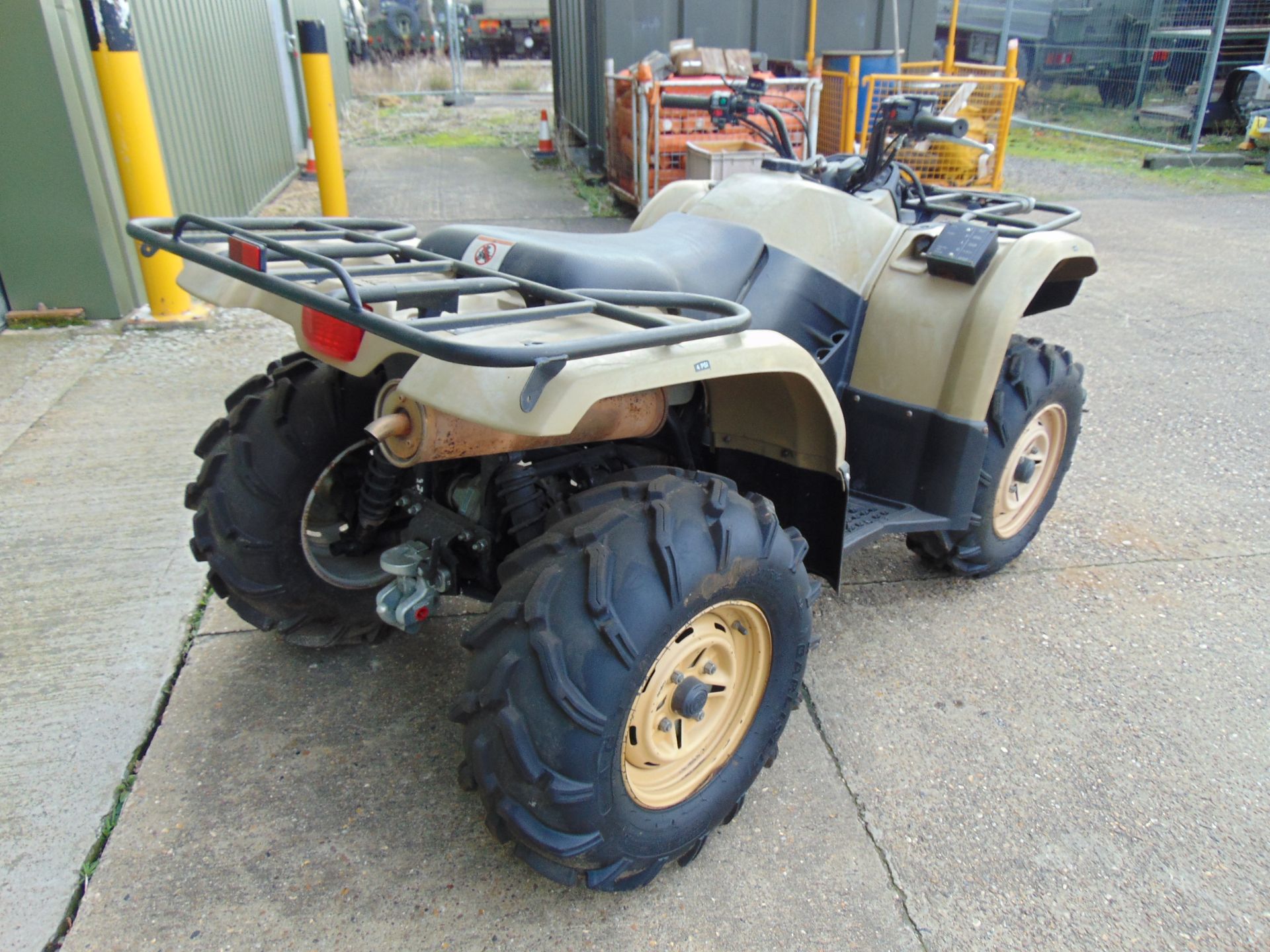 Military Specification Yamaha Grizzly 450 4 x 4 ATV Quad Bike Complete with Winch 591 Hours Only! - Image 6 of 16