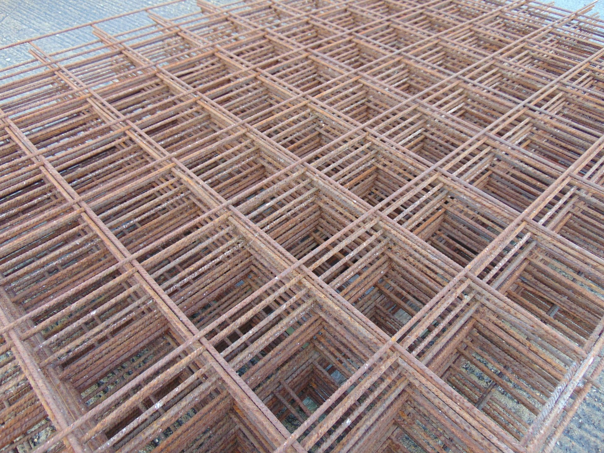 30 x Concrete Reinforcement Steel Mesh 2.4m x 1.6m 8mm Wires - Image 2 of 4