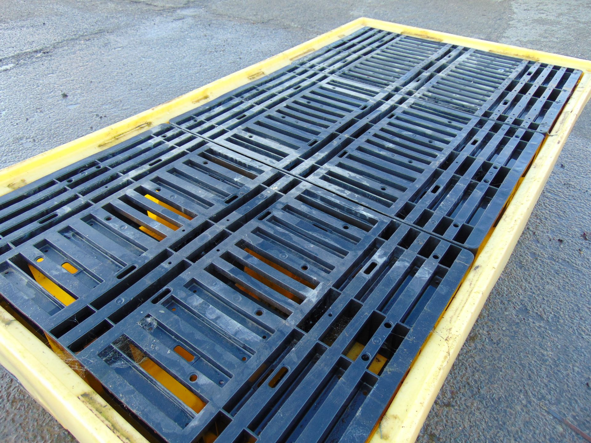 New & Unused Double IBC Container 1100L Spill Pallet - Image 4 of 5