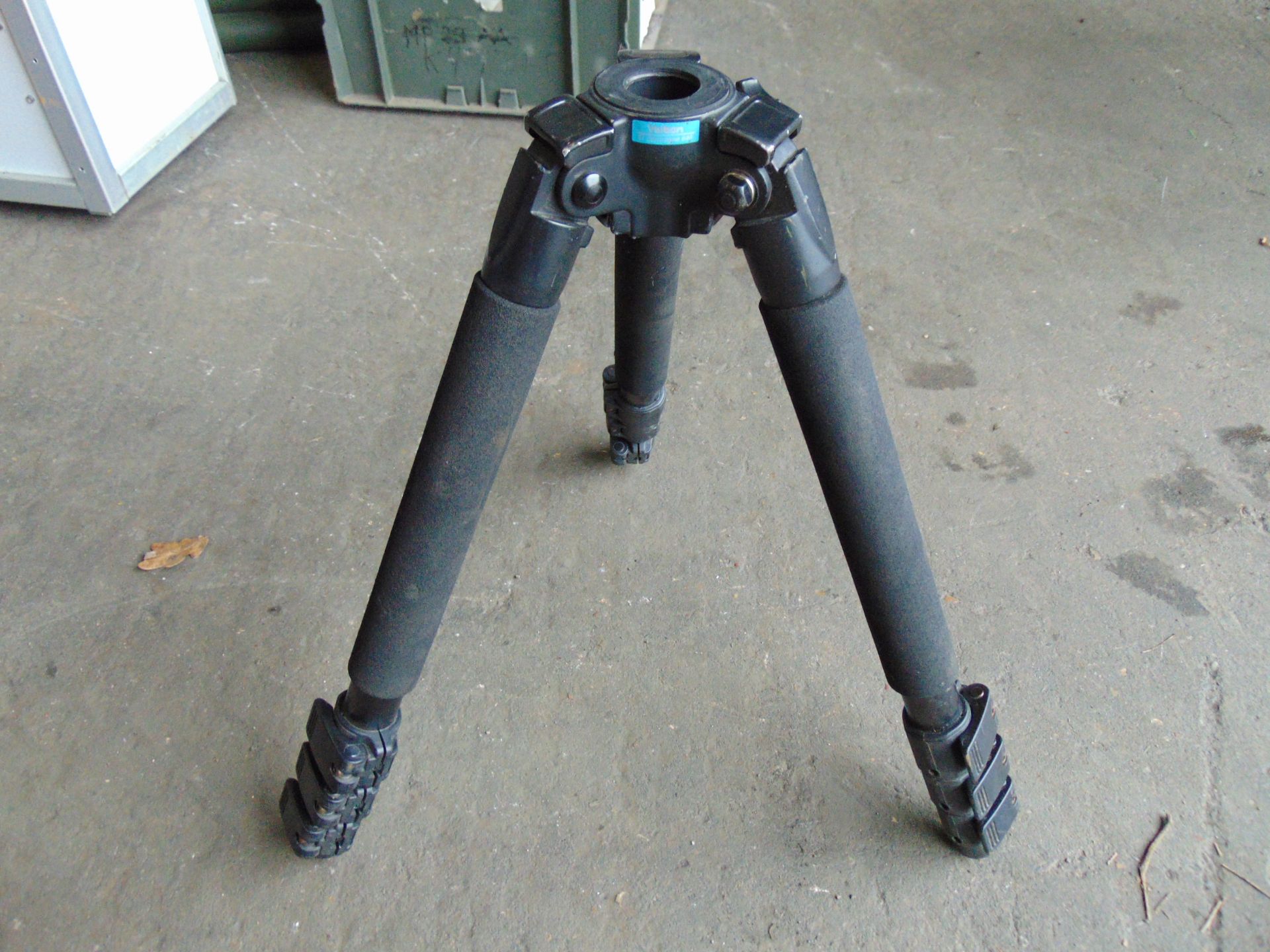 Velbon Carmagne Carbon Fibre Tripod