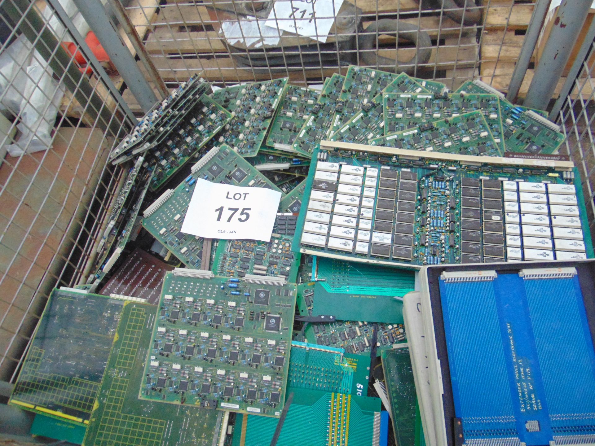 1 x Pallet of Electronic Circuit Boards approx 100+ - Image 2 of 4