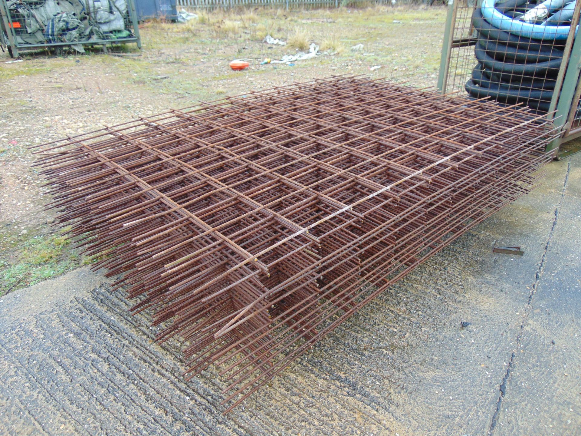 30 x Concrete Reinforcement Steel Mesh 2.4m x 1.6m 8mm Wires