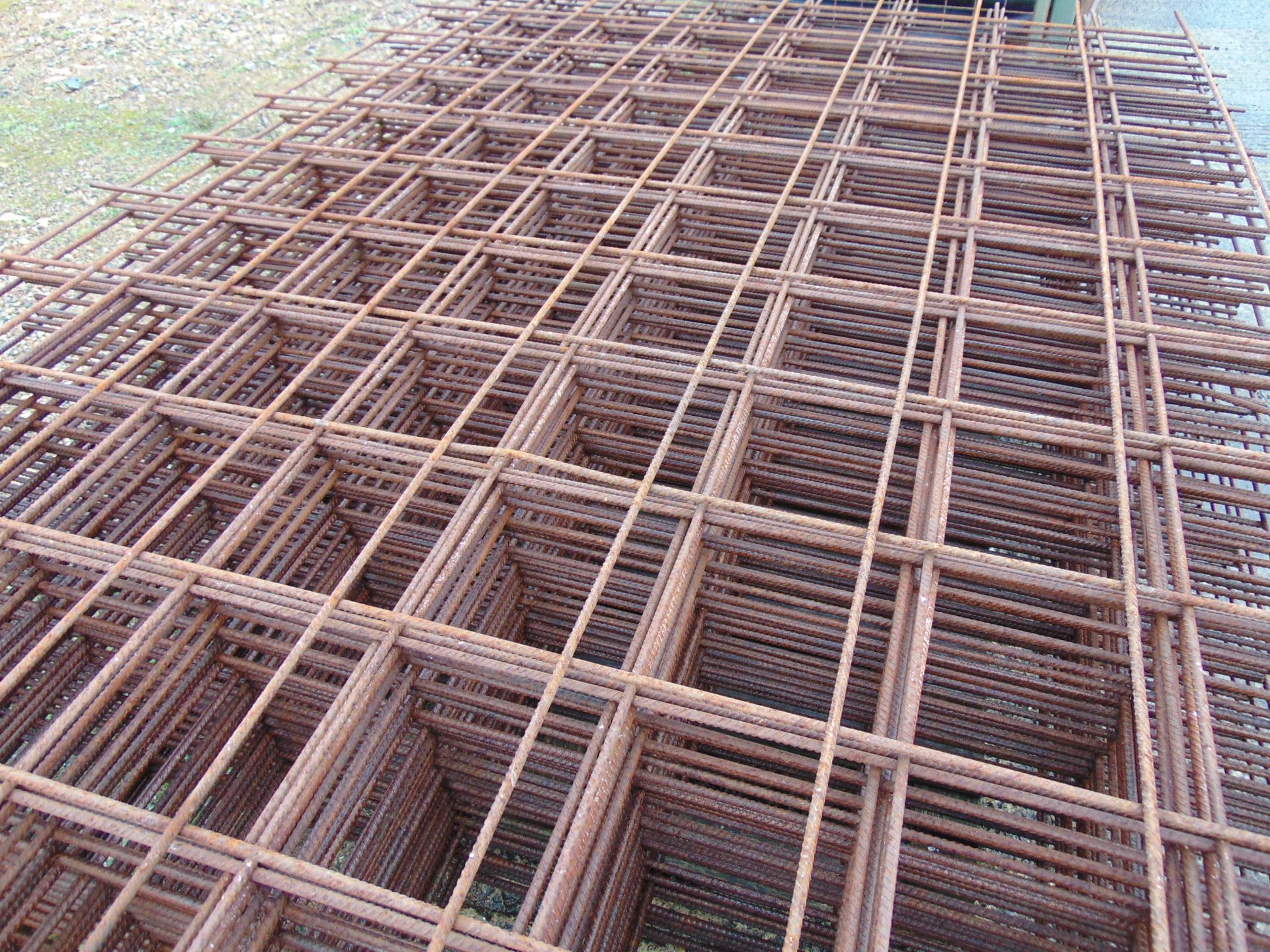 30 x Concrete Reinforcement Steel Mesh 2.4m x 1.6m 8mm Wires - Image 2 of 4