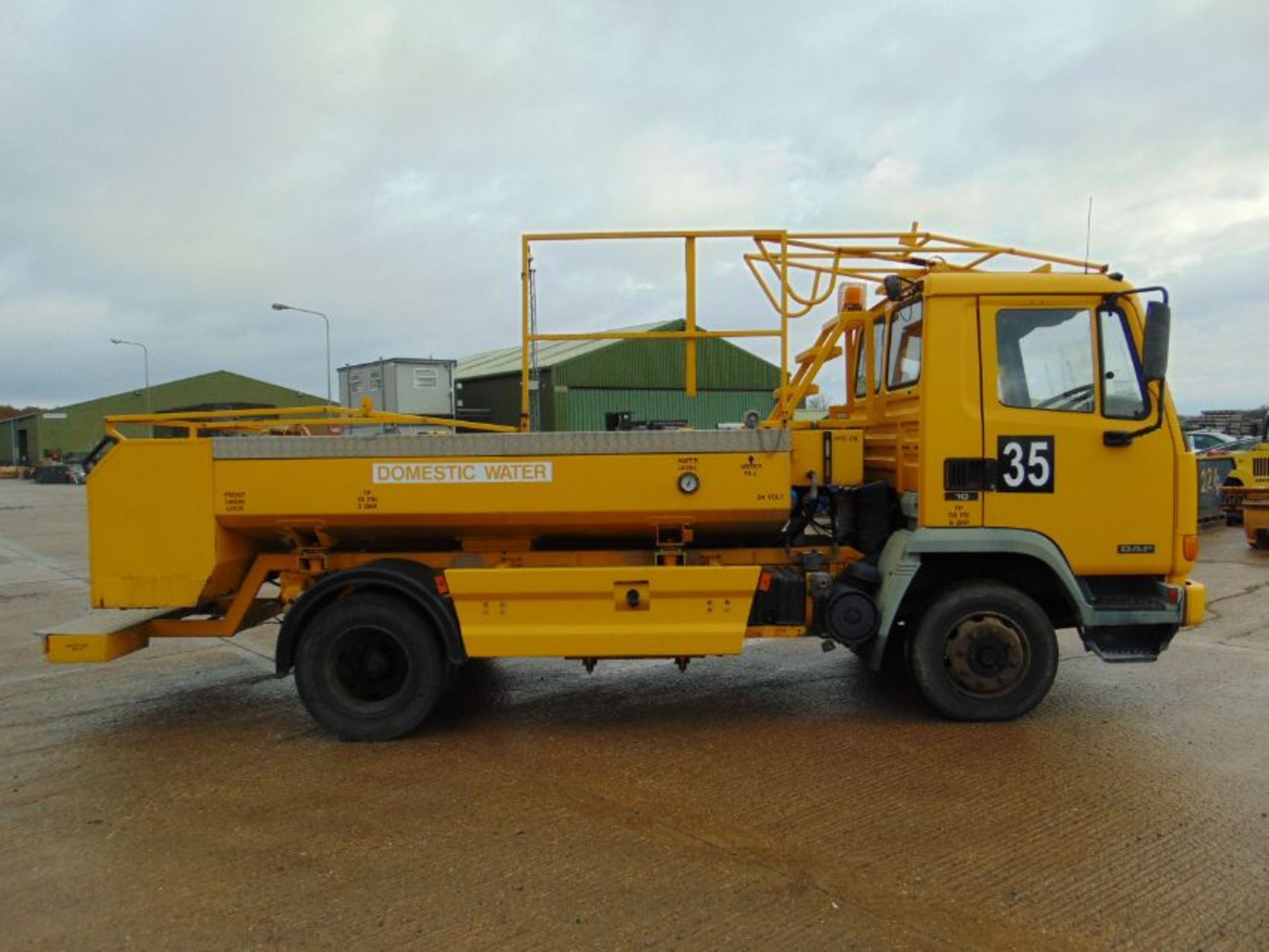 AMSS Aircraft Domestic Water Servicing Truck - Image 5 of 21