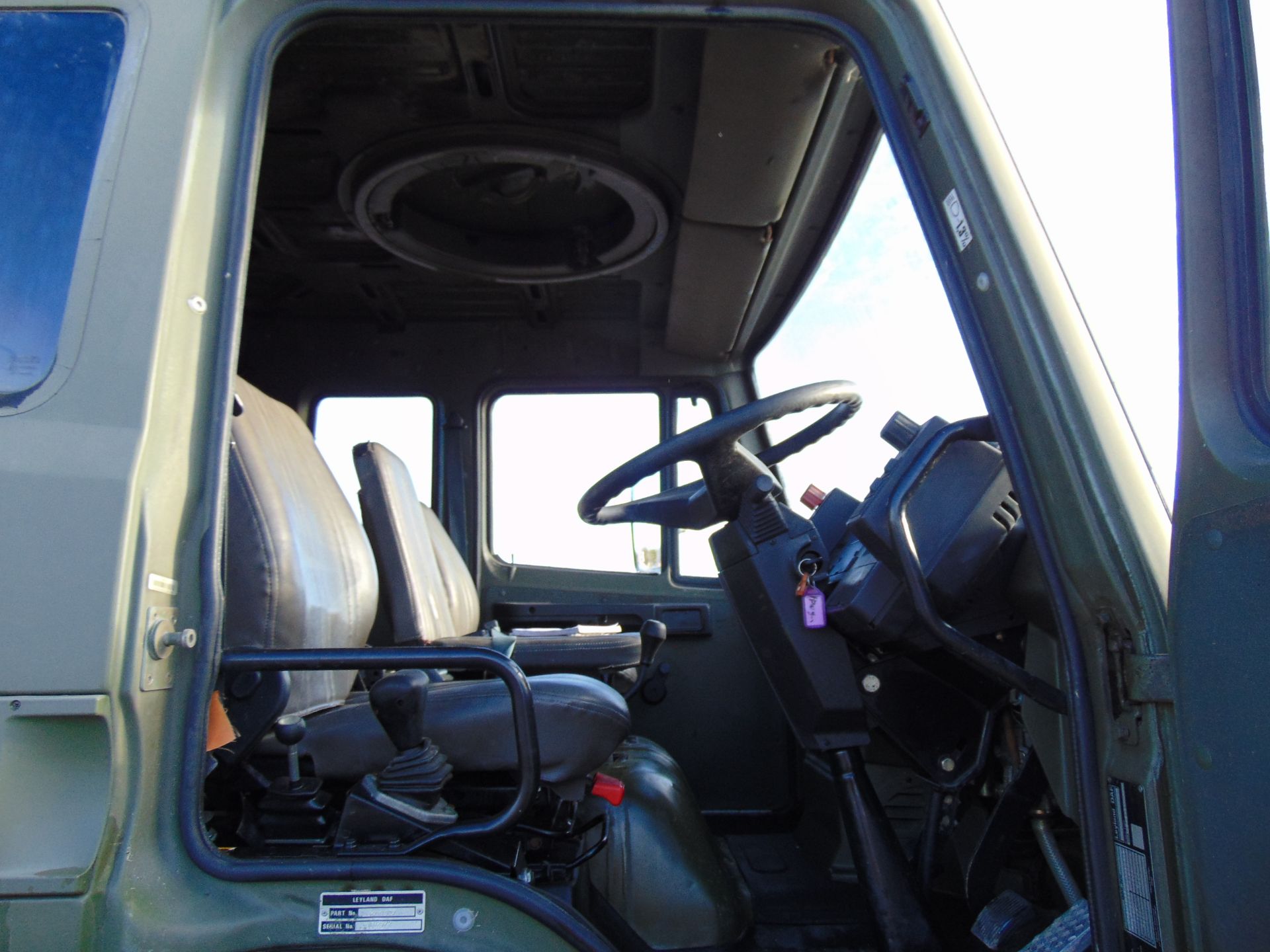 Leyland Daf 45/150 4 x 4 fitted with Hydraulic Winch ( operates Front and Rear ) - Image 12 of 26