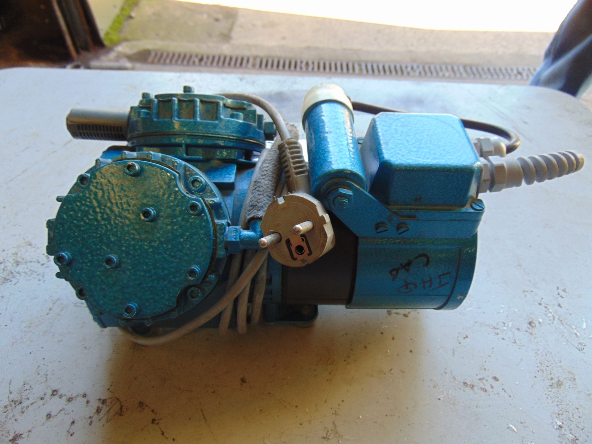 240 Volt Stage Electric Compressor - Image 3 of 5