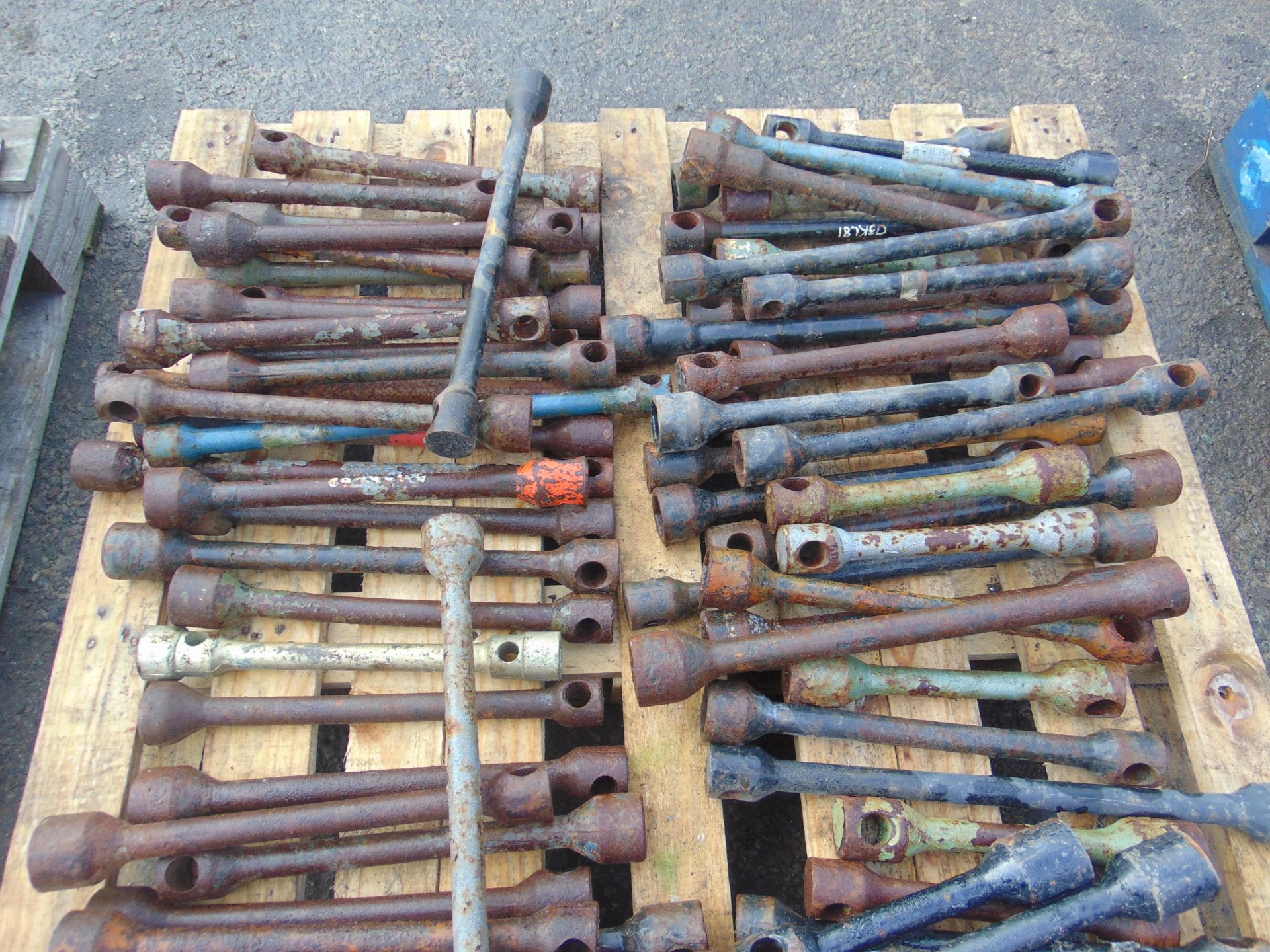 75 x Bedford / Leyland Daf Wheel Spanners as shown - Image 2 of 2