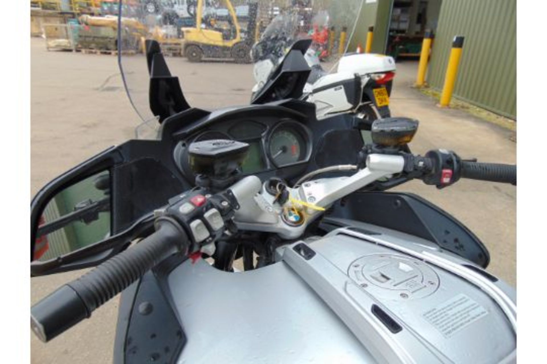 2011 BMW R1200RT Motorbike ONLY 50,468 Miles! - Image 11 of 28