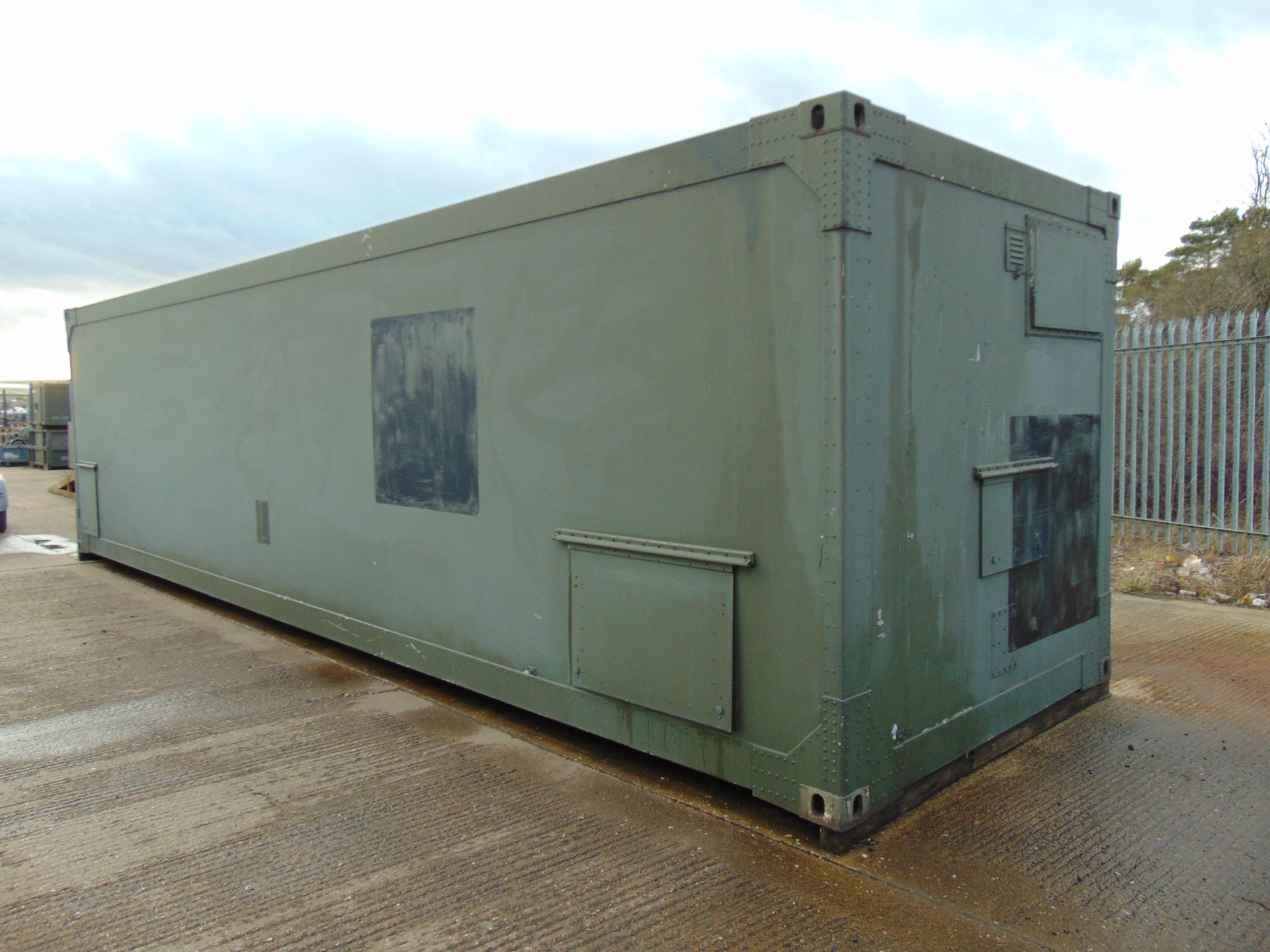 Ex Reserve Demountable 30ft Insulated Container Workshop Cabin - Image 7 of 30