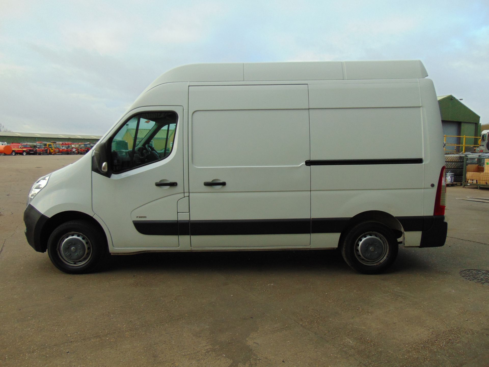 1 Owner 2013 Vauxhall Movano 2.3 CDTi F3500 High Roof Panel Van ONLY 22,573 MILES! - Image 4 of 20