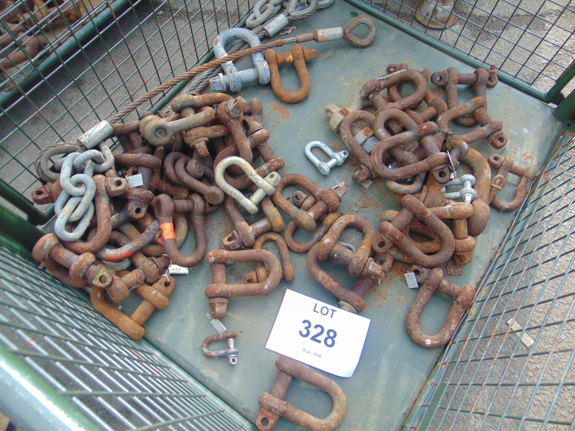 Approx 40 x HD D Shackles etc - Image 2 of 2