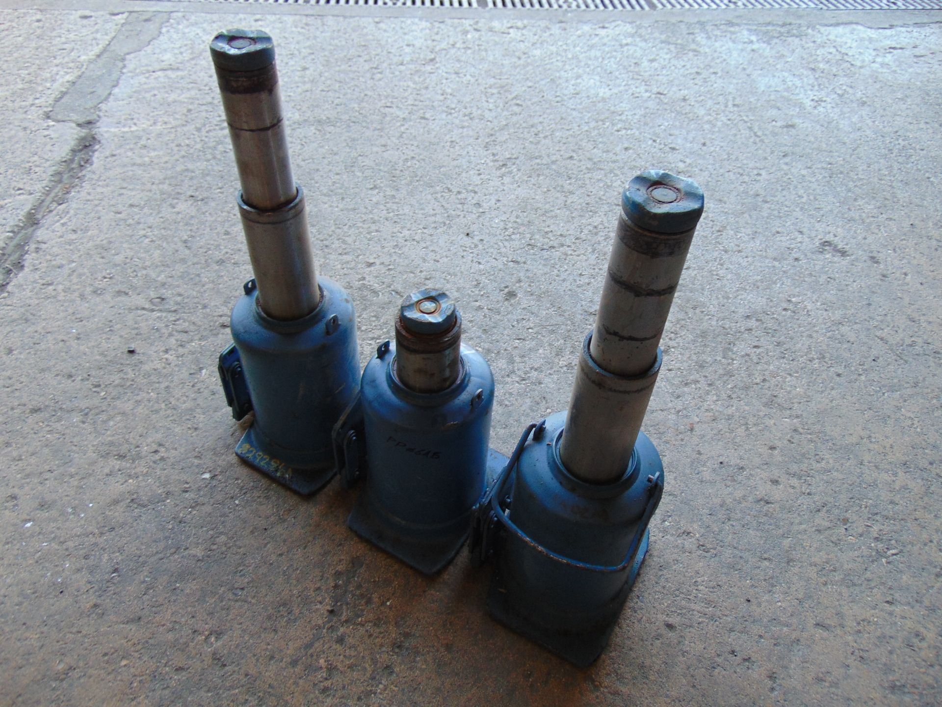 3 x Weber 12 Tonne Hydraulic Bottle Jacks - Image 3 of 4