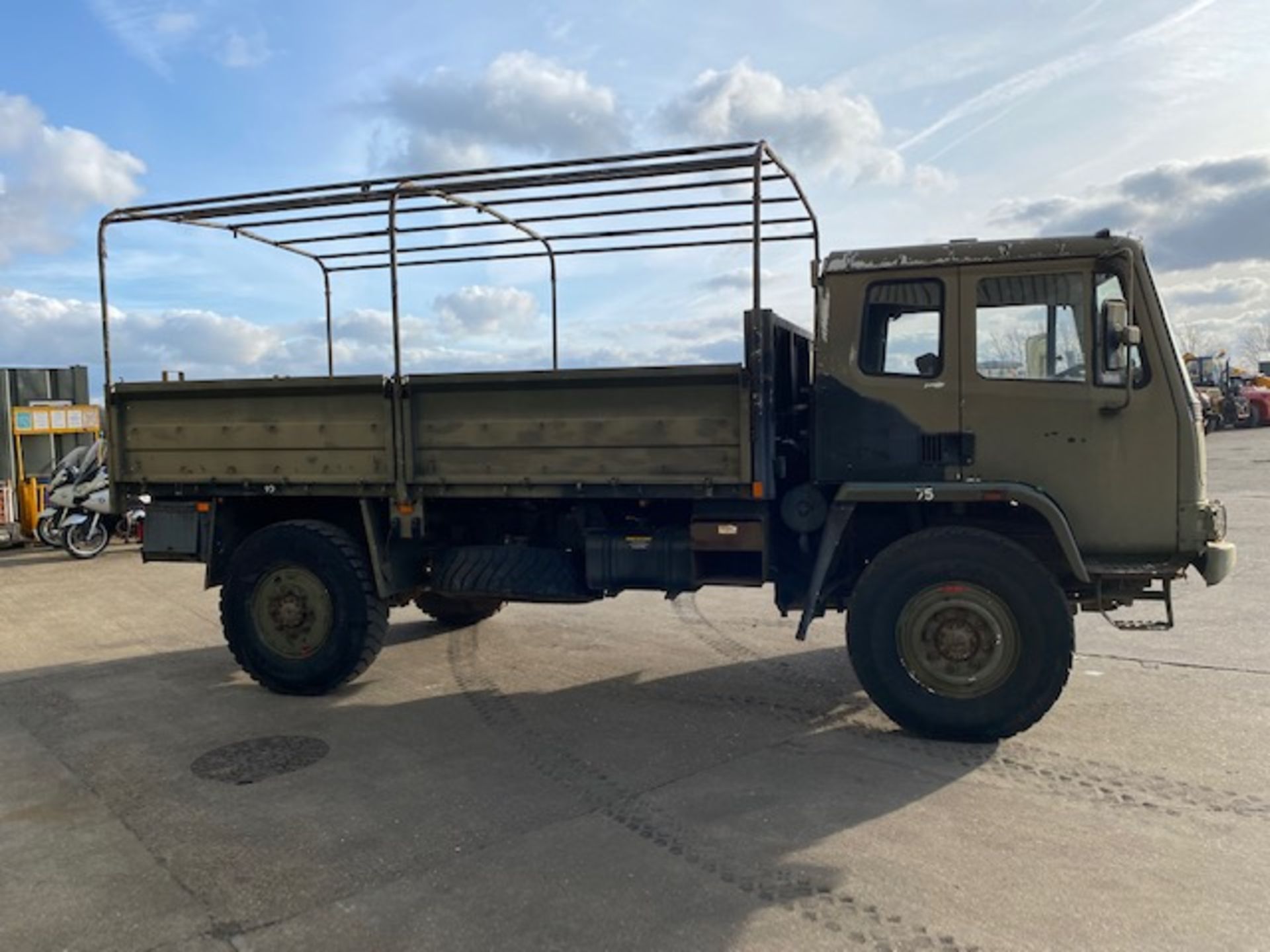 Right Hand Drive Leyland Daf 45/150 4 x 4 fitted with Hydraulic Winch ( operates Front and Rear ) - Image 17 of 28