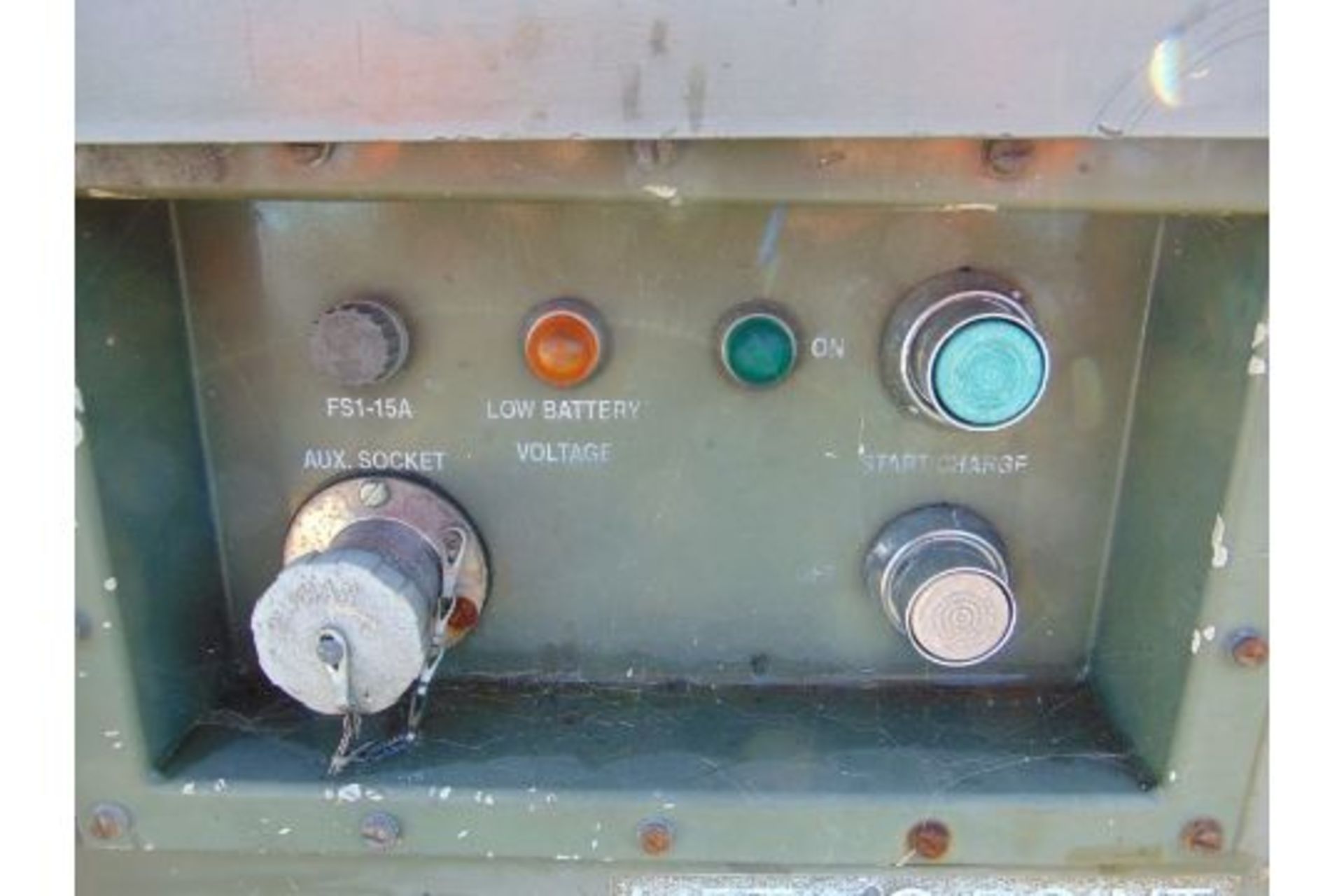 Trolley Battery Electrical Starter c/w Batteries and Cables - Image 6 of 8