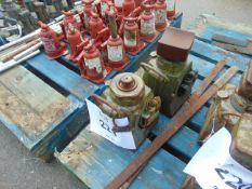 2 x Tangye 20 Tonne Hydraulic Jack with Handle as shown