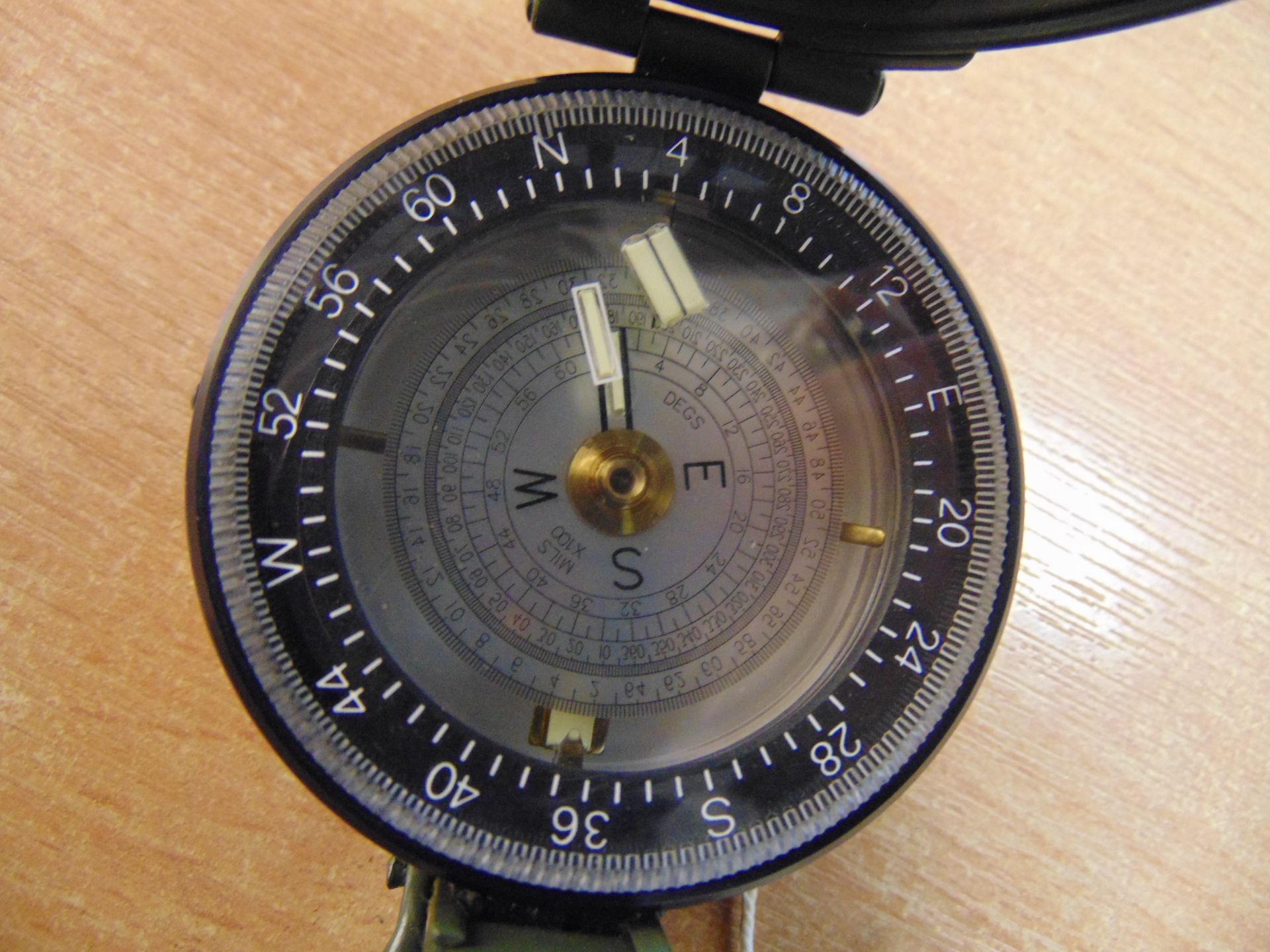 UNISSUED FRANCIS BAKER M88 COMPASS - Image 5 of 5