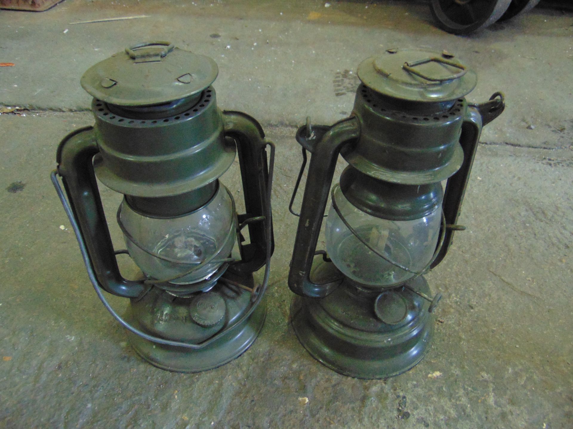 2 x Vintage Chalwyn Tropic/Gremlin Hurricane Lamps - Image 2 of 4