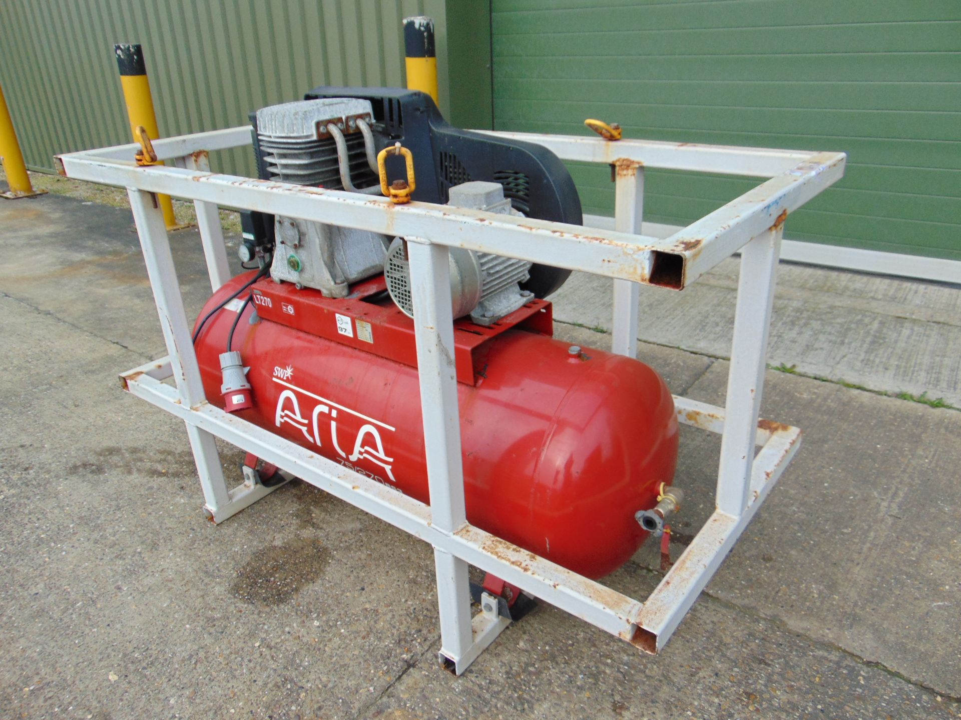 SWP Aria 75/270BS3 Belt Driven 270 Litre Air Compressor - Image 3 of 13