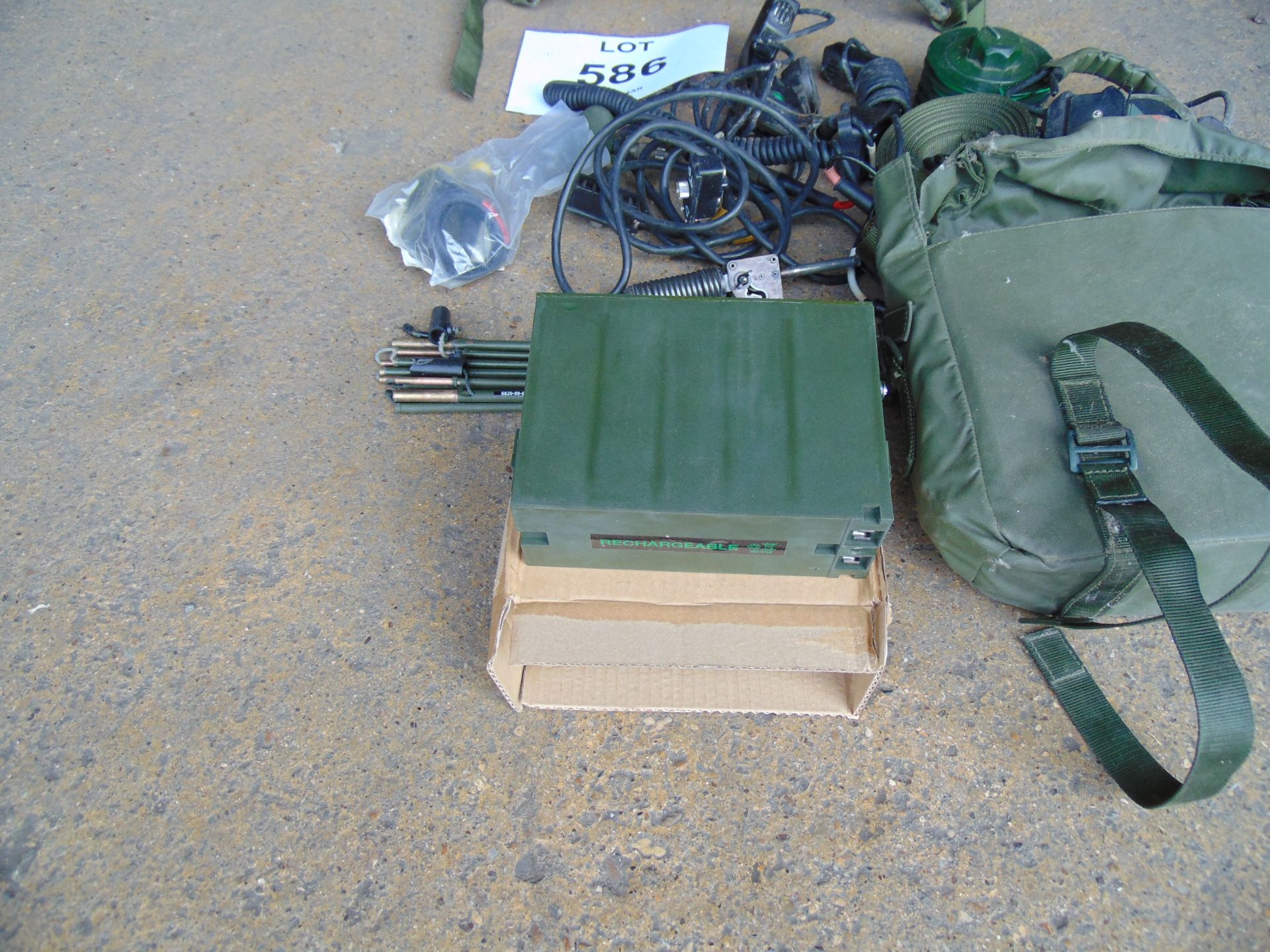 RT / UK 320 HF Clansman Radio c/w Equipment as shown - Image 4 of 6